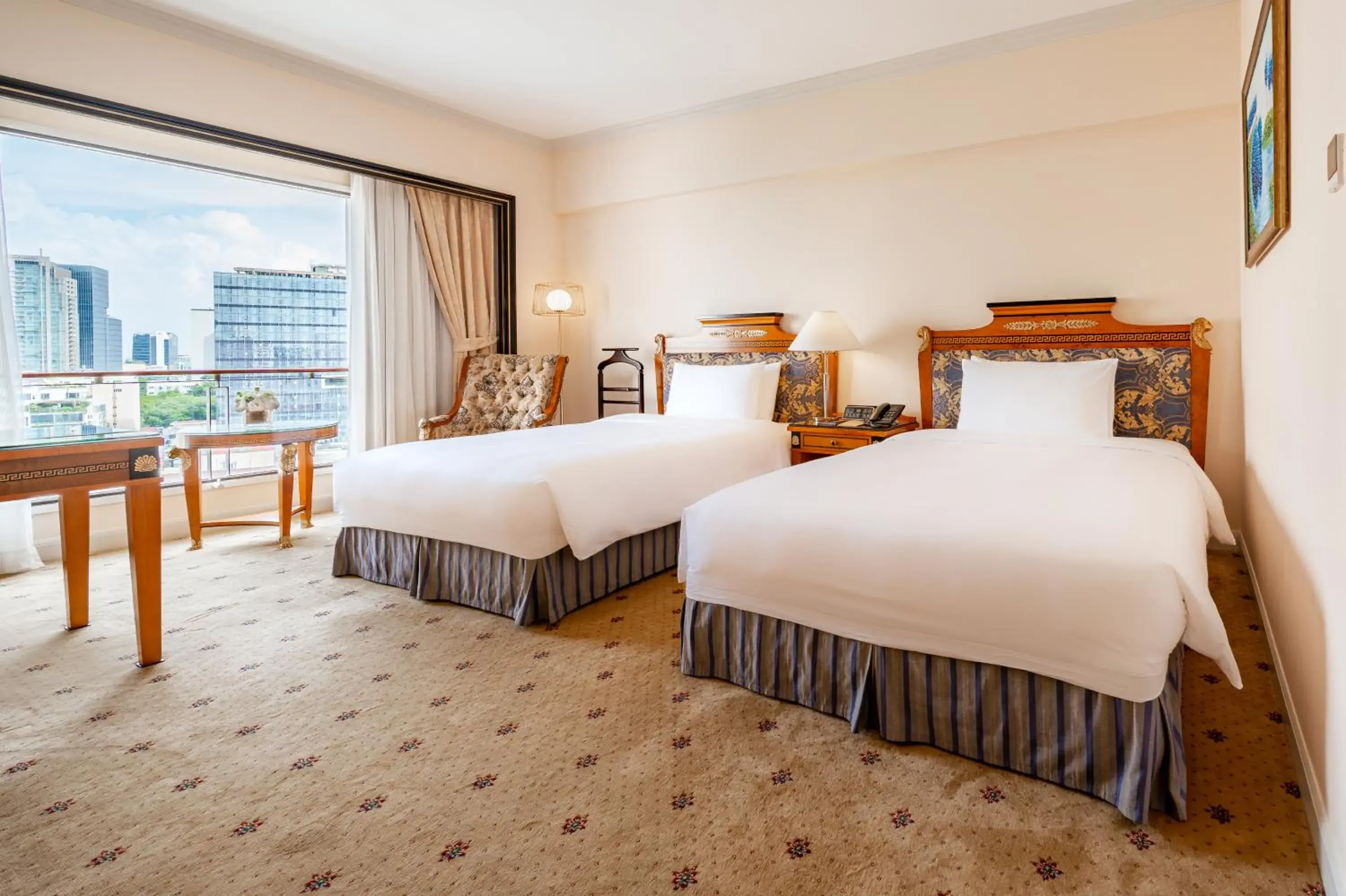 Photo of the whole room, Bed in Lotte Hotel Saigon