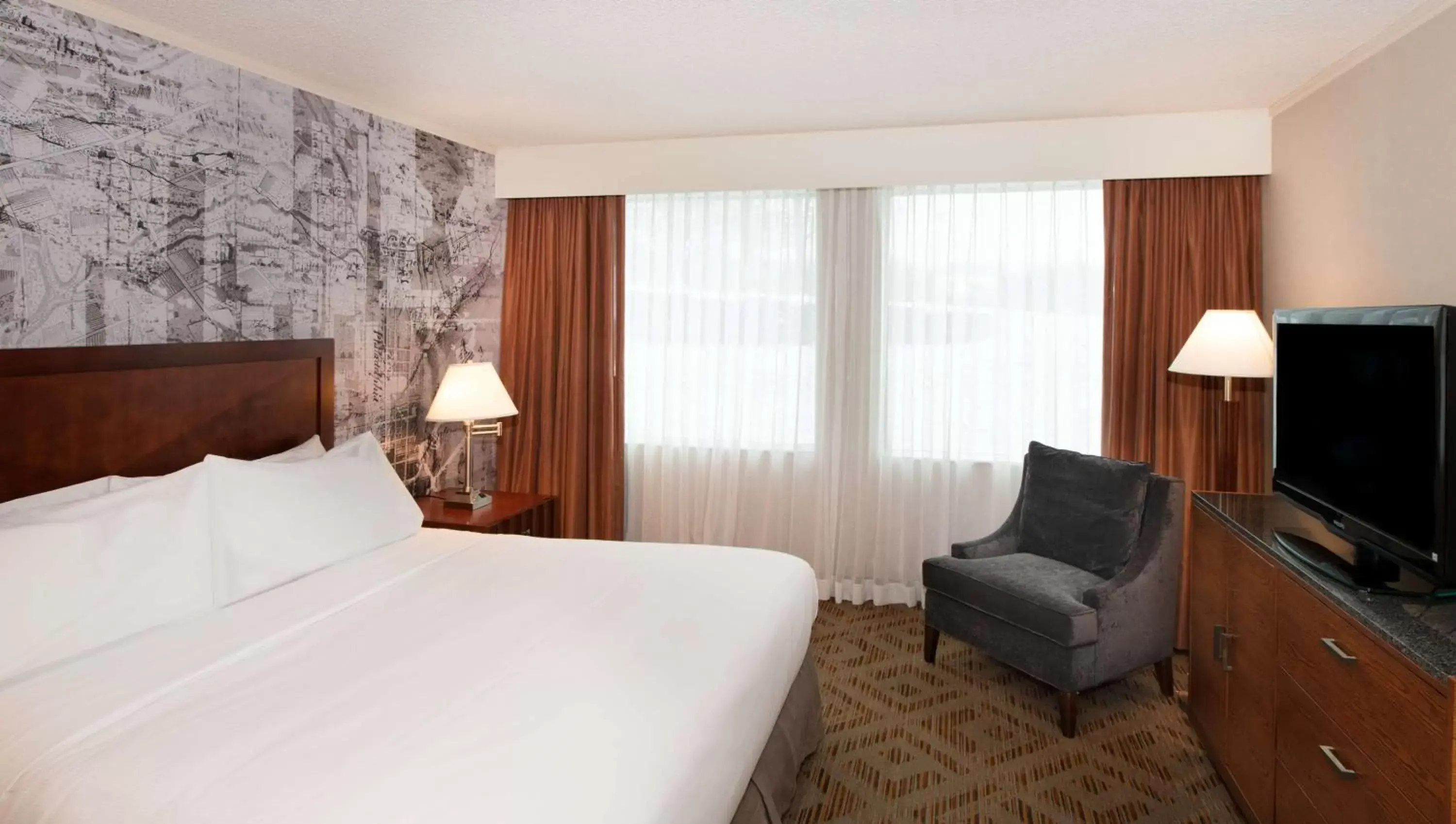 Bed in DoubleTree Suites by Hilton Hotel Philadelphia West