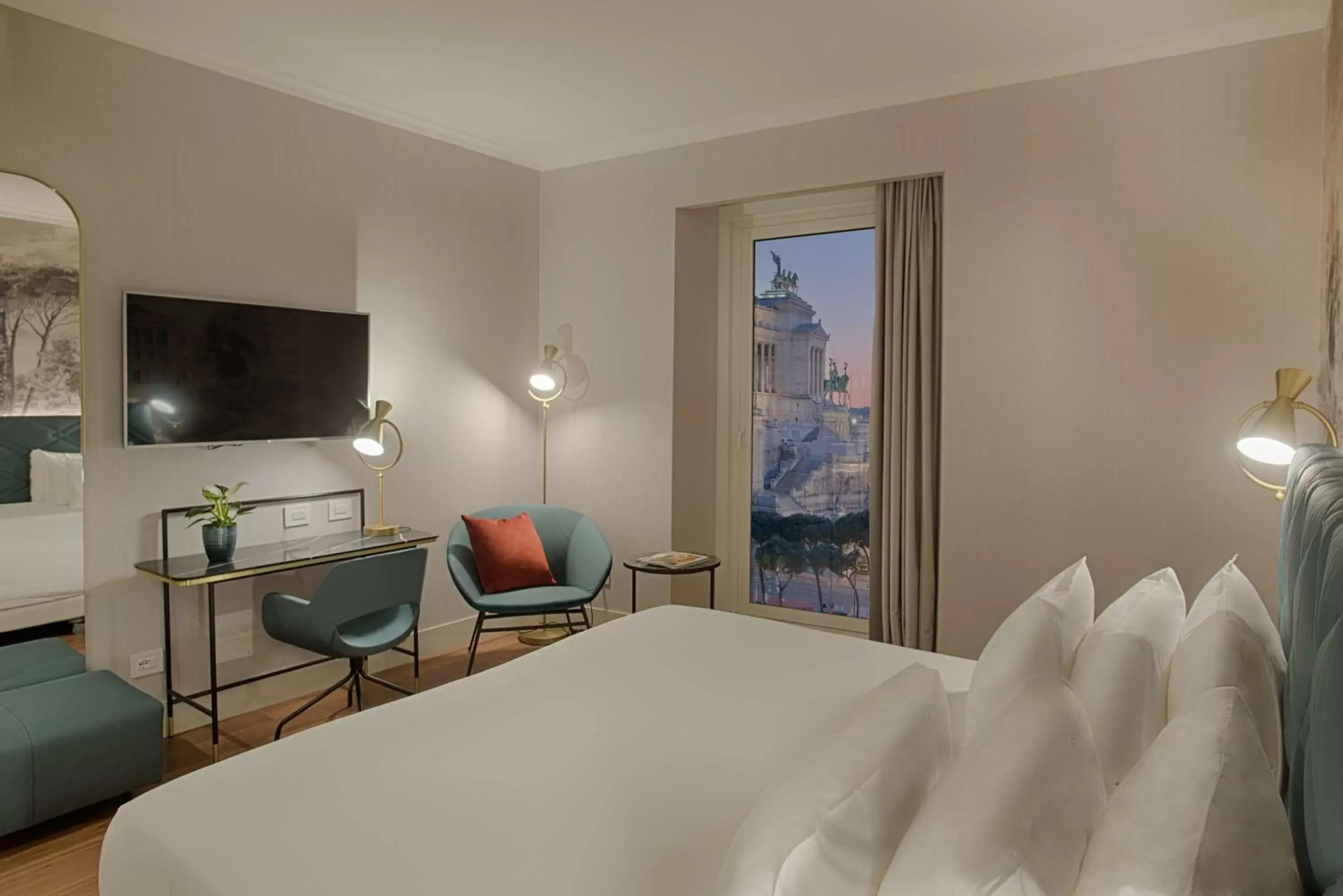Bedroom, TV/Entertainment Center in NH Collection Roma Fori Imperiali