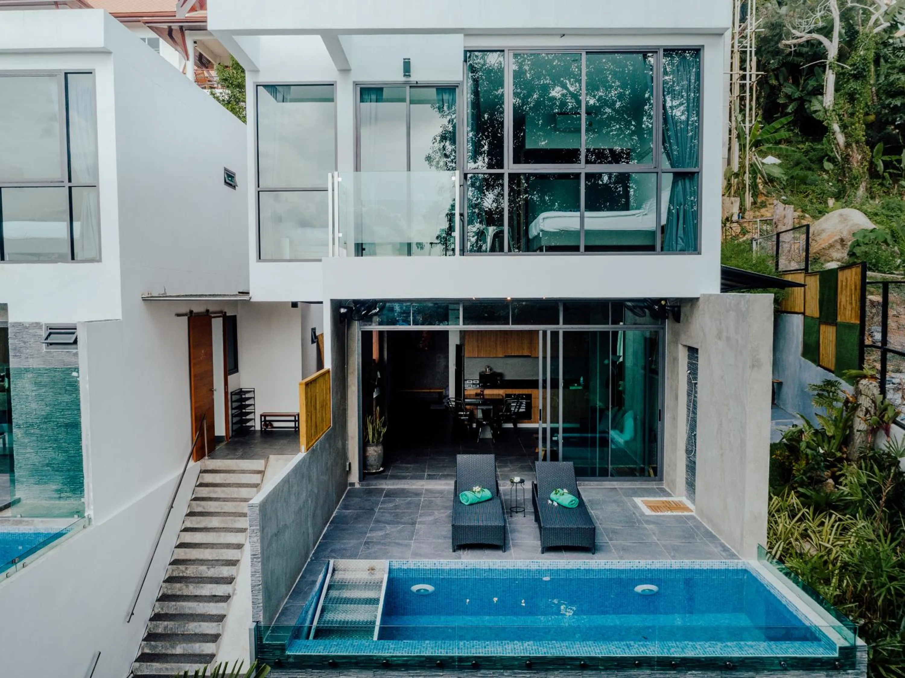 Property building in Baan Saint-Tropez Seaview Villas Kata Beach