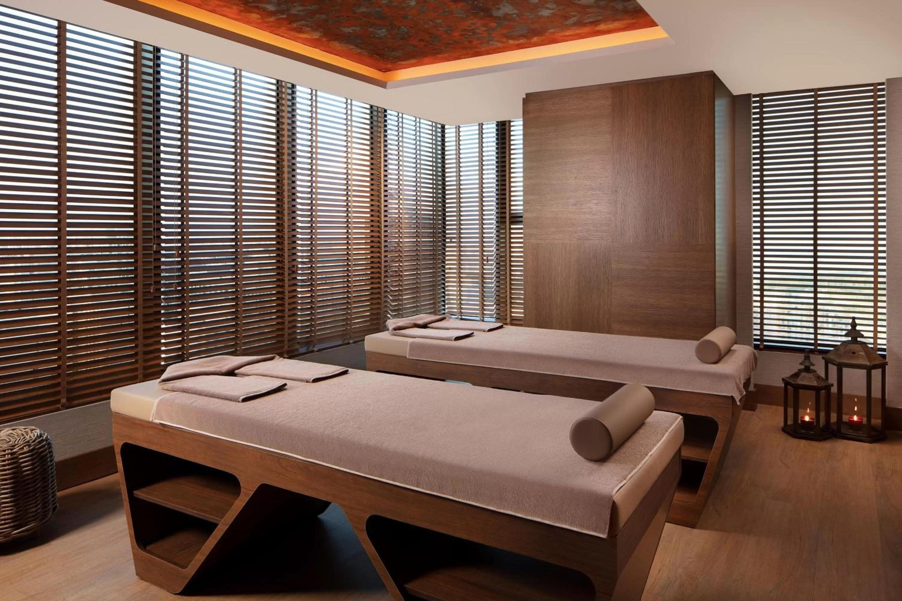 Spa and wellness centre/facilities, Bed in Sheraton Istanbul Esenyurt
