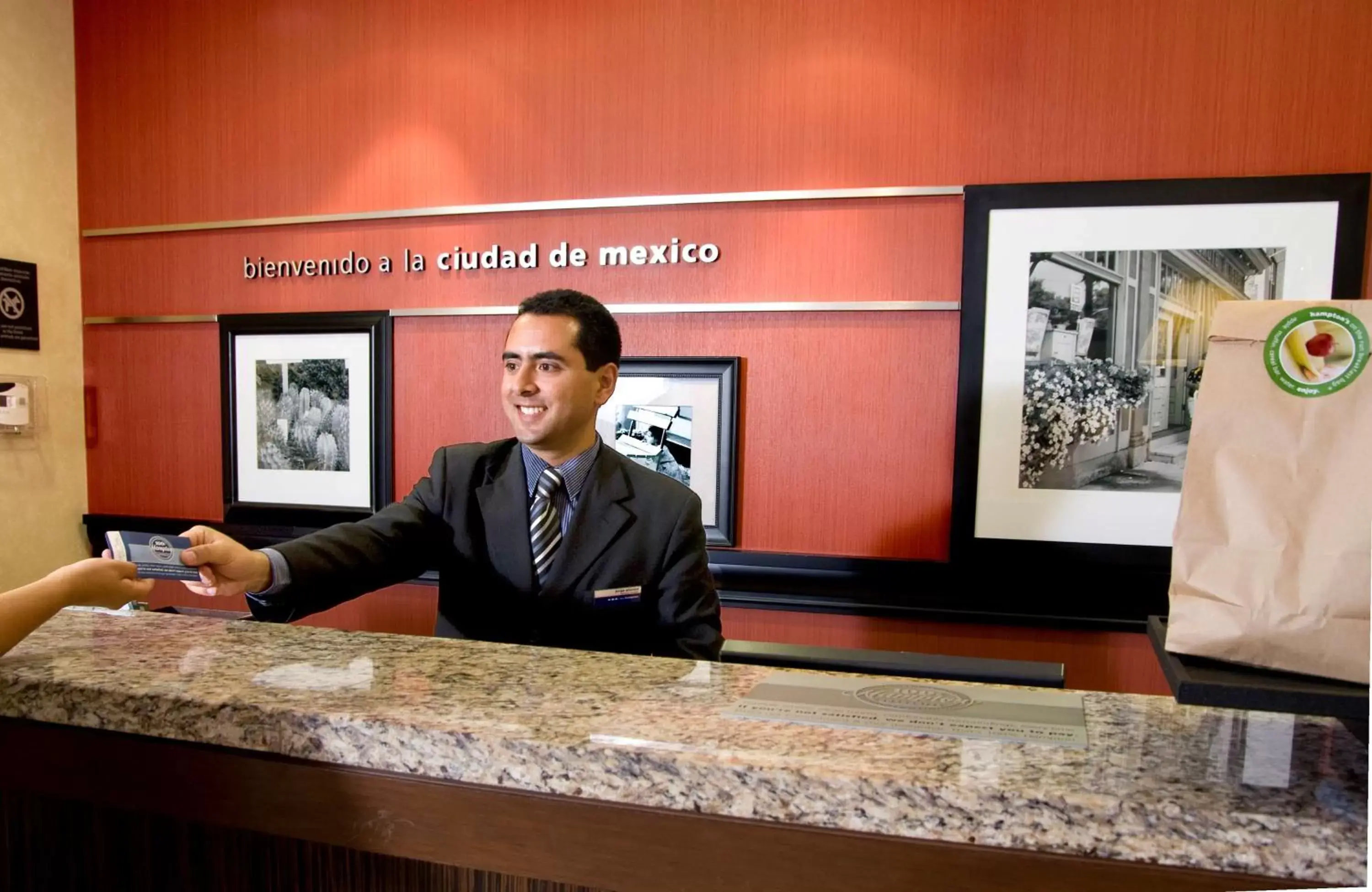 Lobby or reception, Lobby/Reception in Hampton Inn & Suites Mexico City - Centro Historico