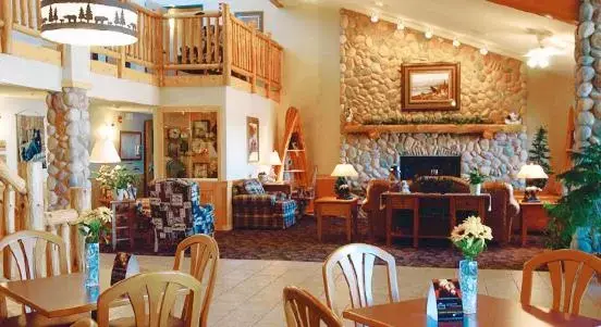 Lobby or reception, Restaurant/Places to Eat in AmeriVu Inn & Suites