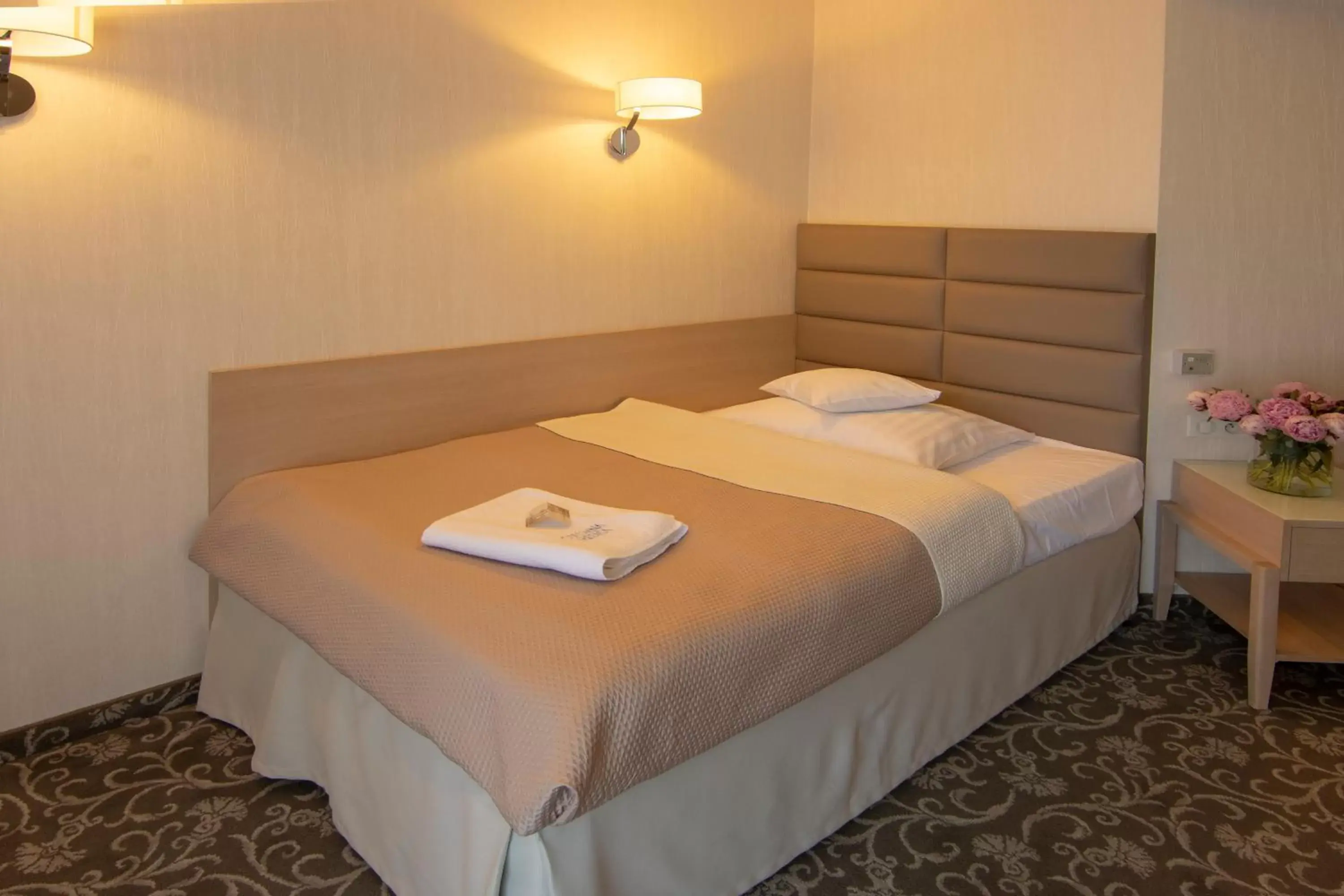 Single Room in Columna Medica Single Room in Columna Medica