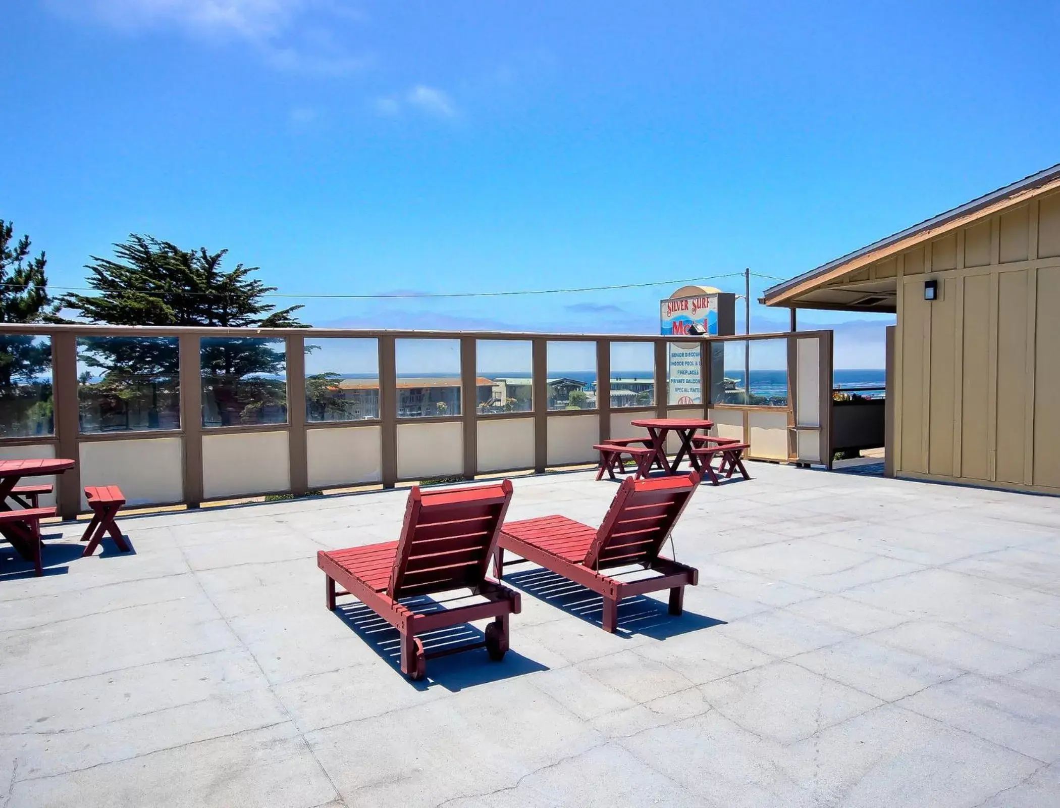 Balcony/Terrace in Silver Surf Motel