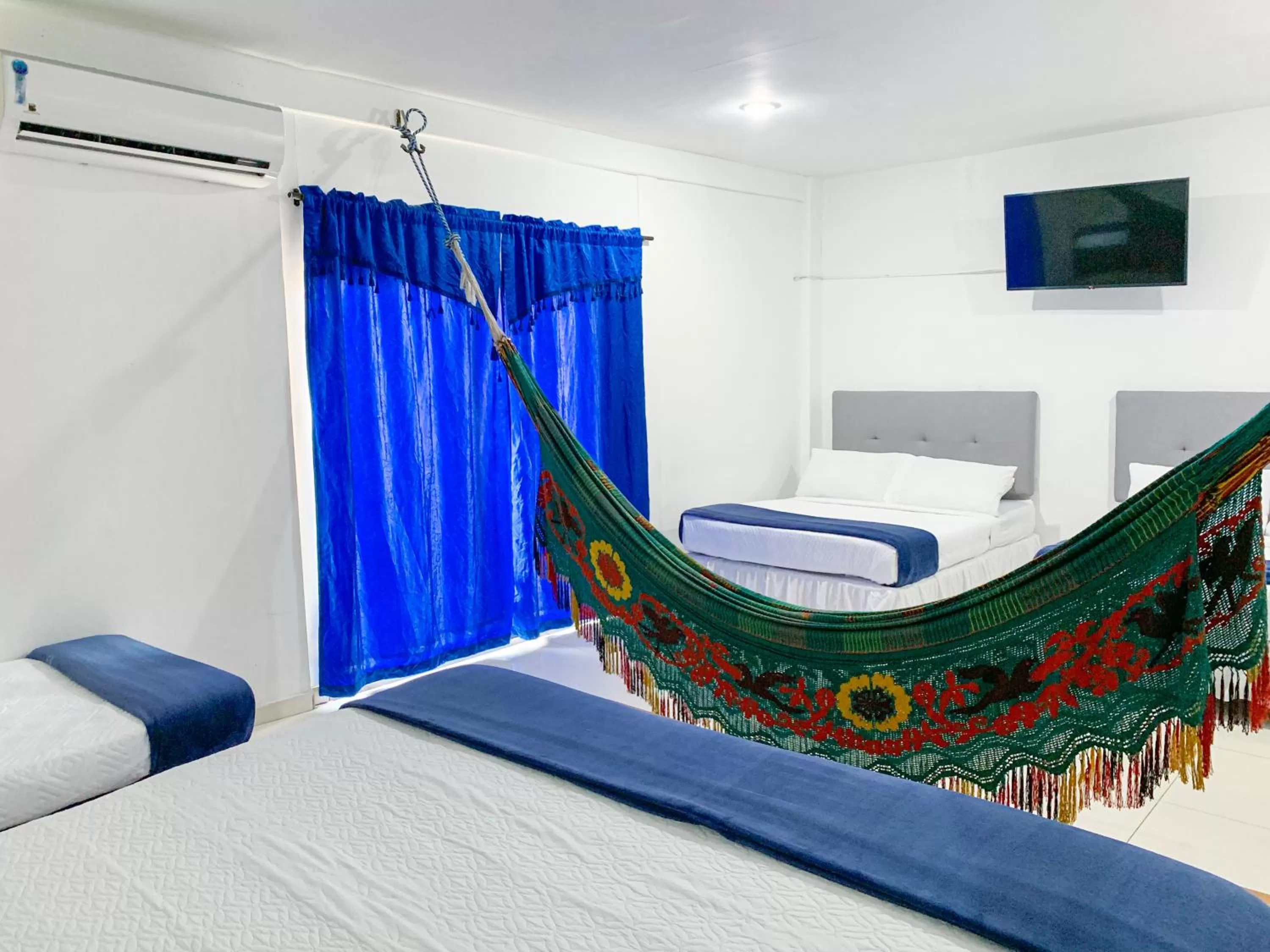 Bed in Hotel Abi Inn By GEH Suites