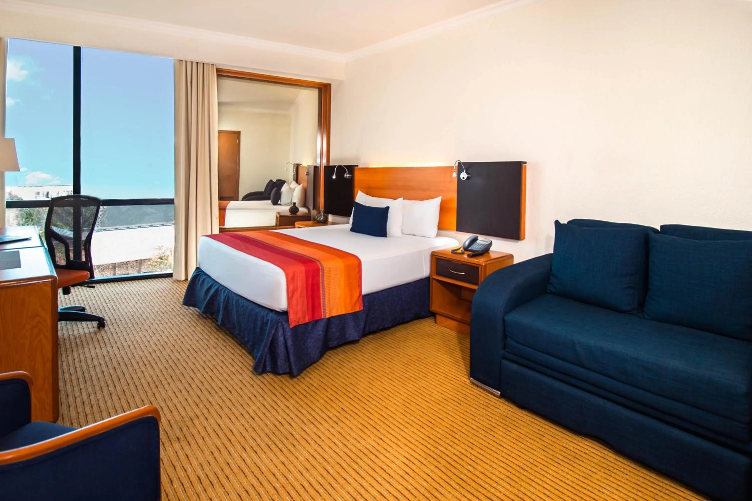 Bedroom, Bed in Hotel Guadalajara Plaza Expo