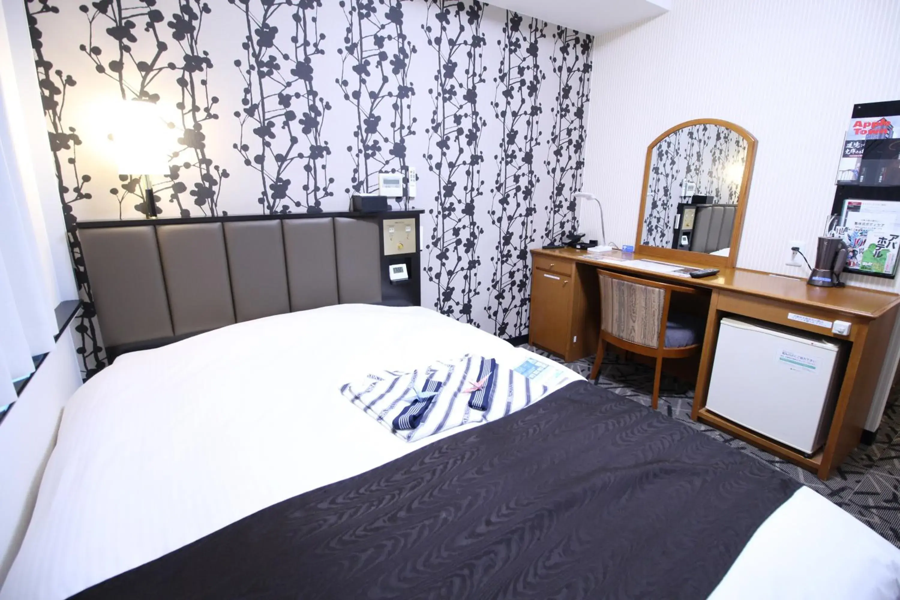 Photo of the whole room, Bed in Apa Hotel Hikone Minami