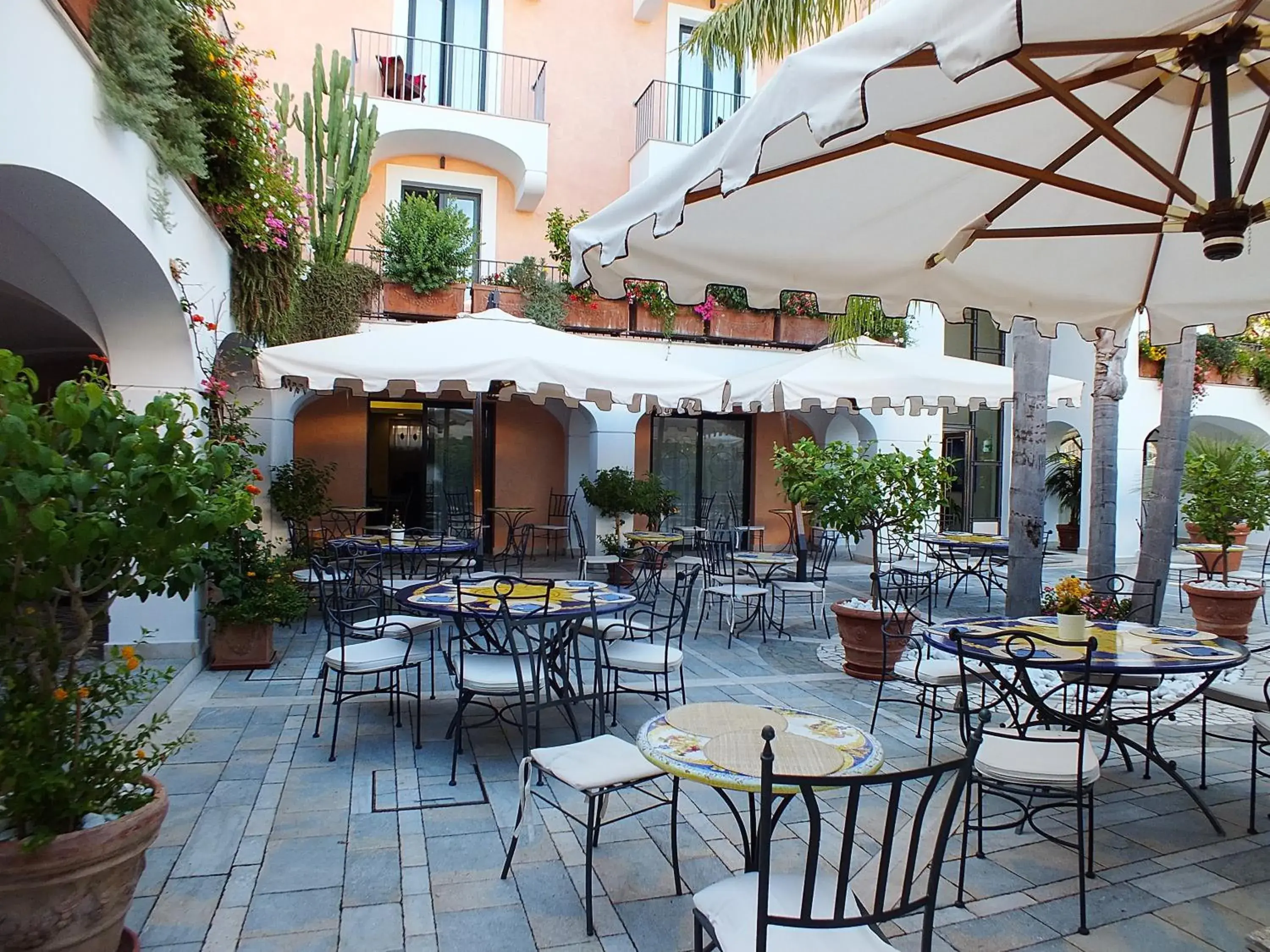 Patio, Restaurant/Places to Eat in Hotel Murmann