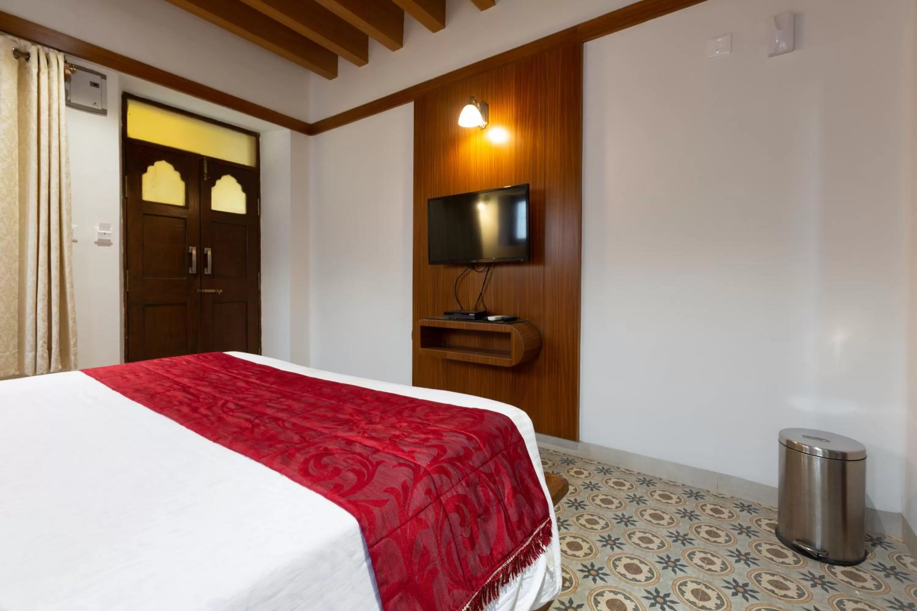 Bed in KSTDC Hotel Mayura Hoysala, Mysore