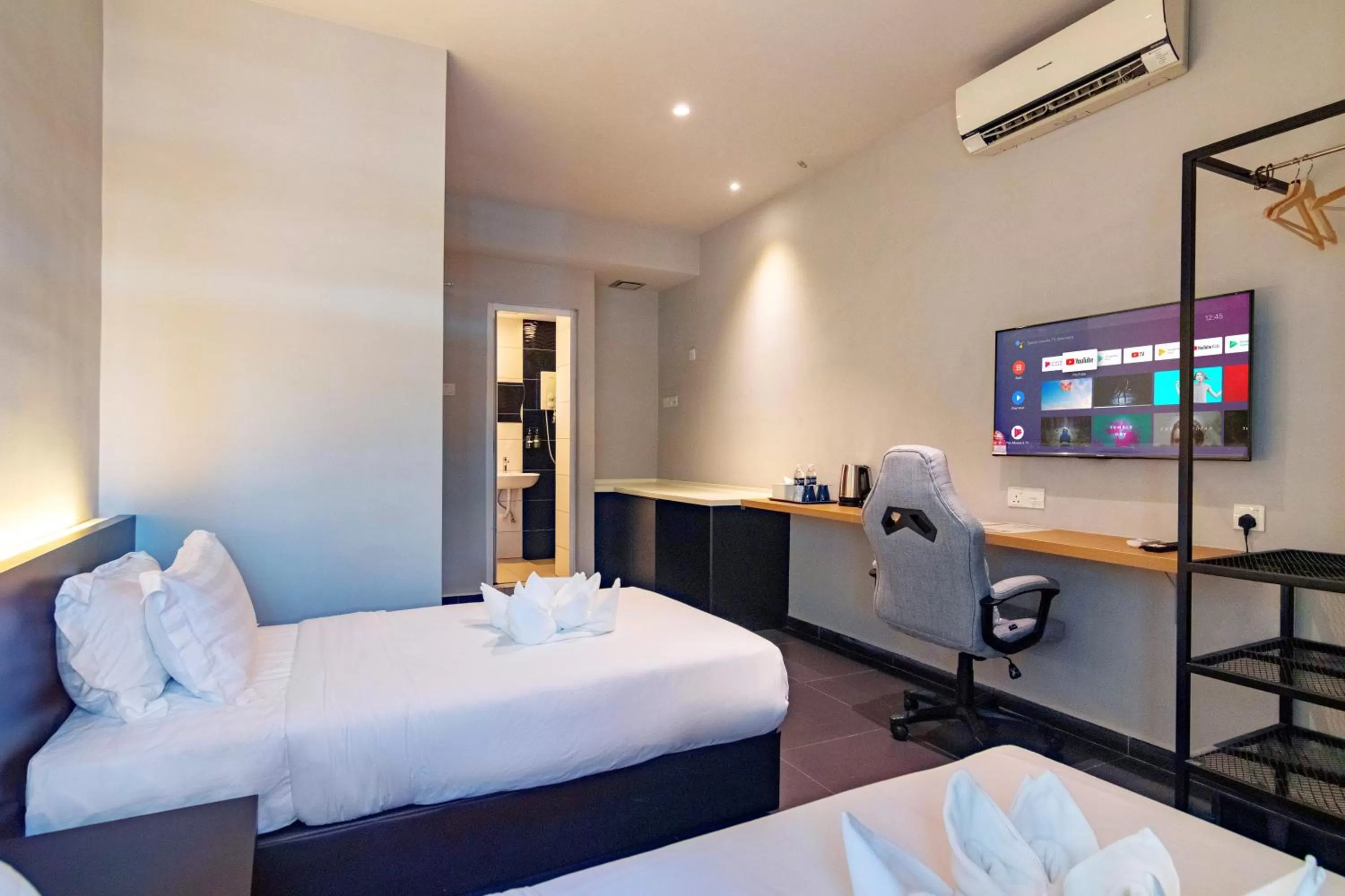 Bed in Ink Hotel by ALV