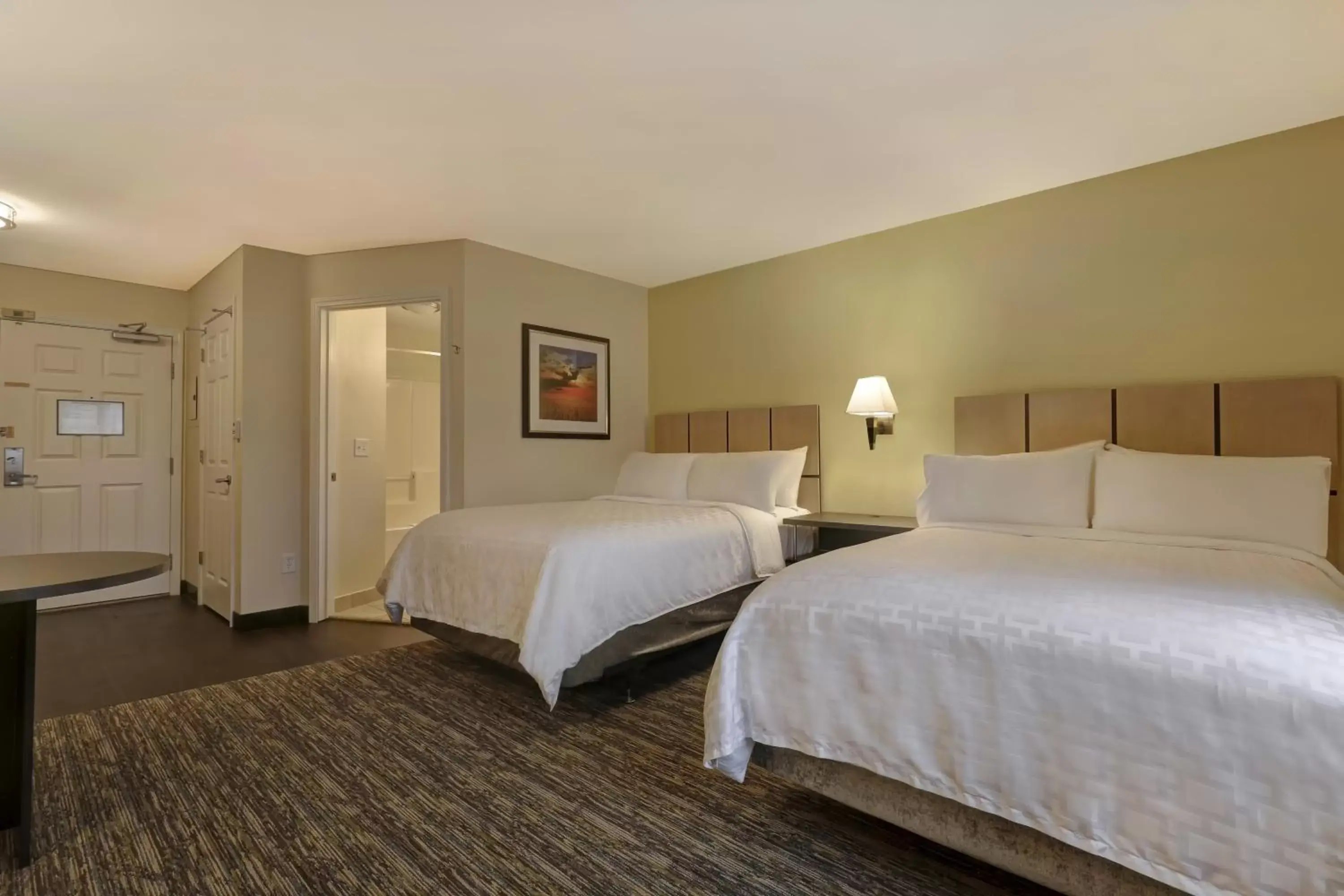 Bedroom, Bed in Candlewood Suites Indianapolis - South, an IHG Hotel