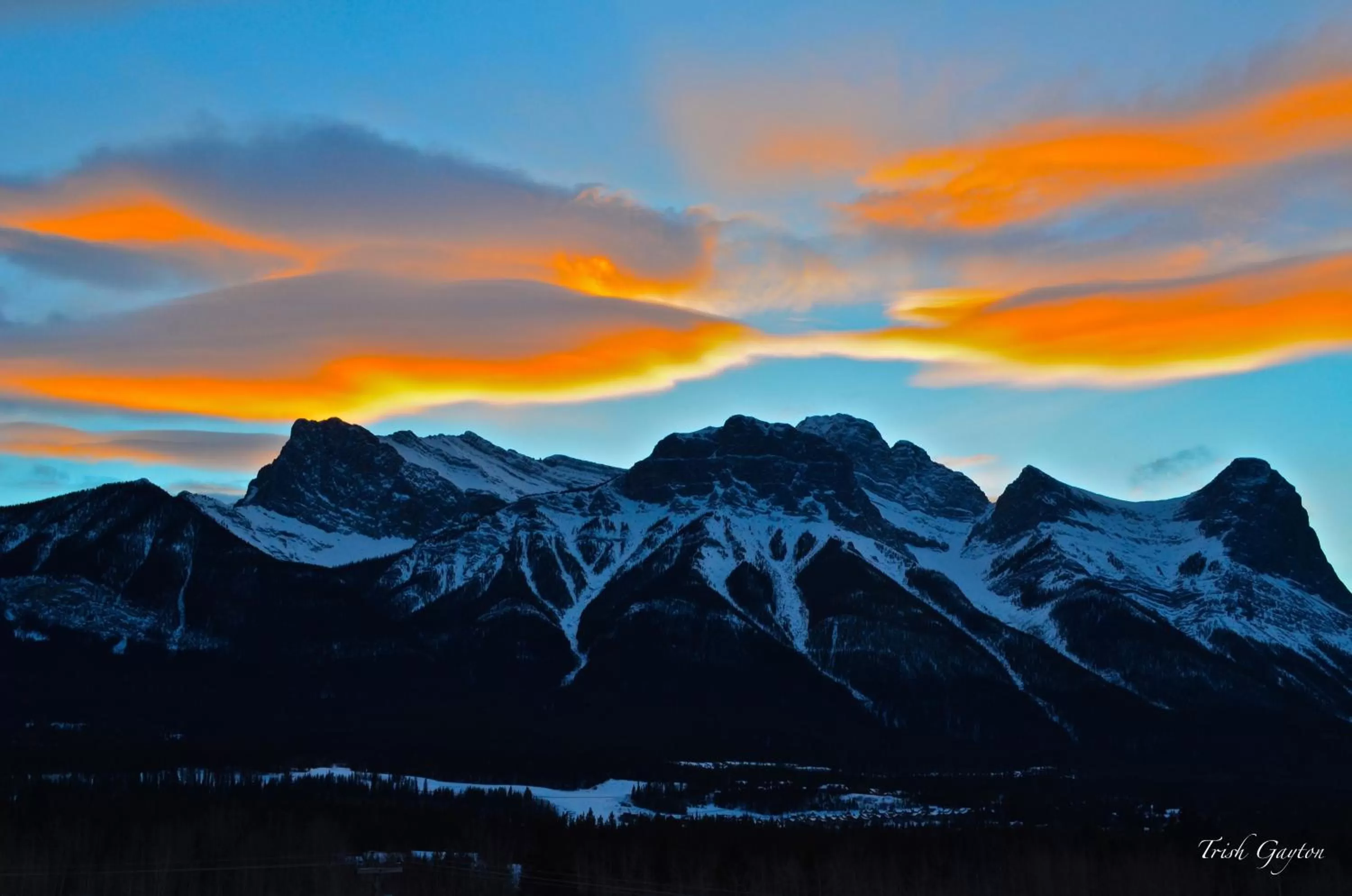 Natural landscape in Sunset Resorts Canmore and Spa