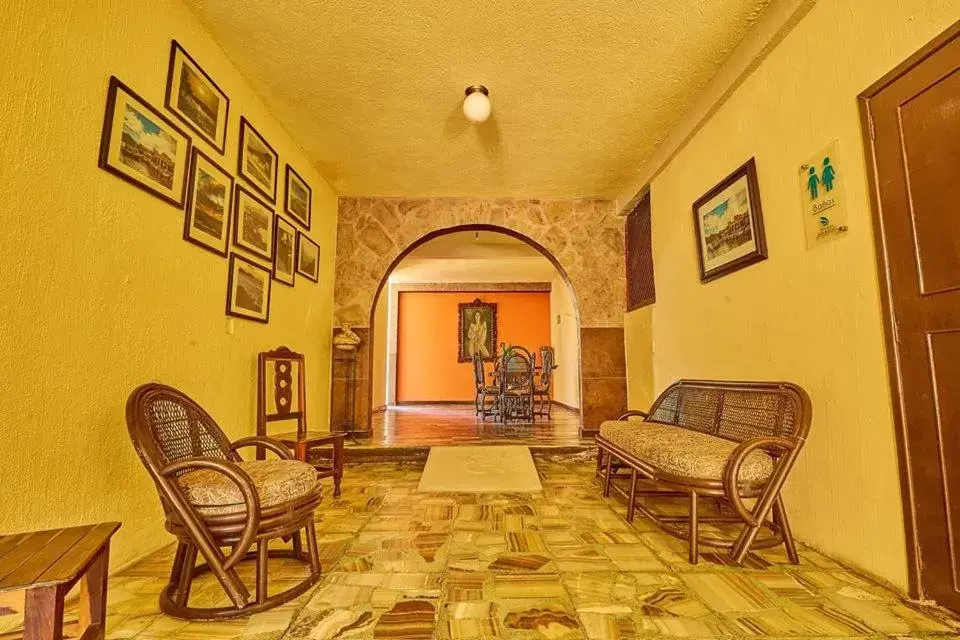 Seating Area in Hotel Posada San Rafael