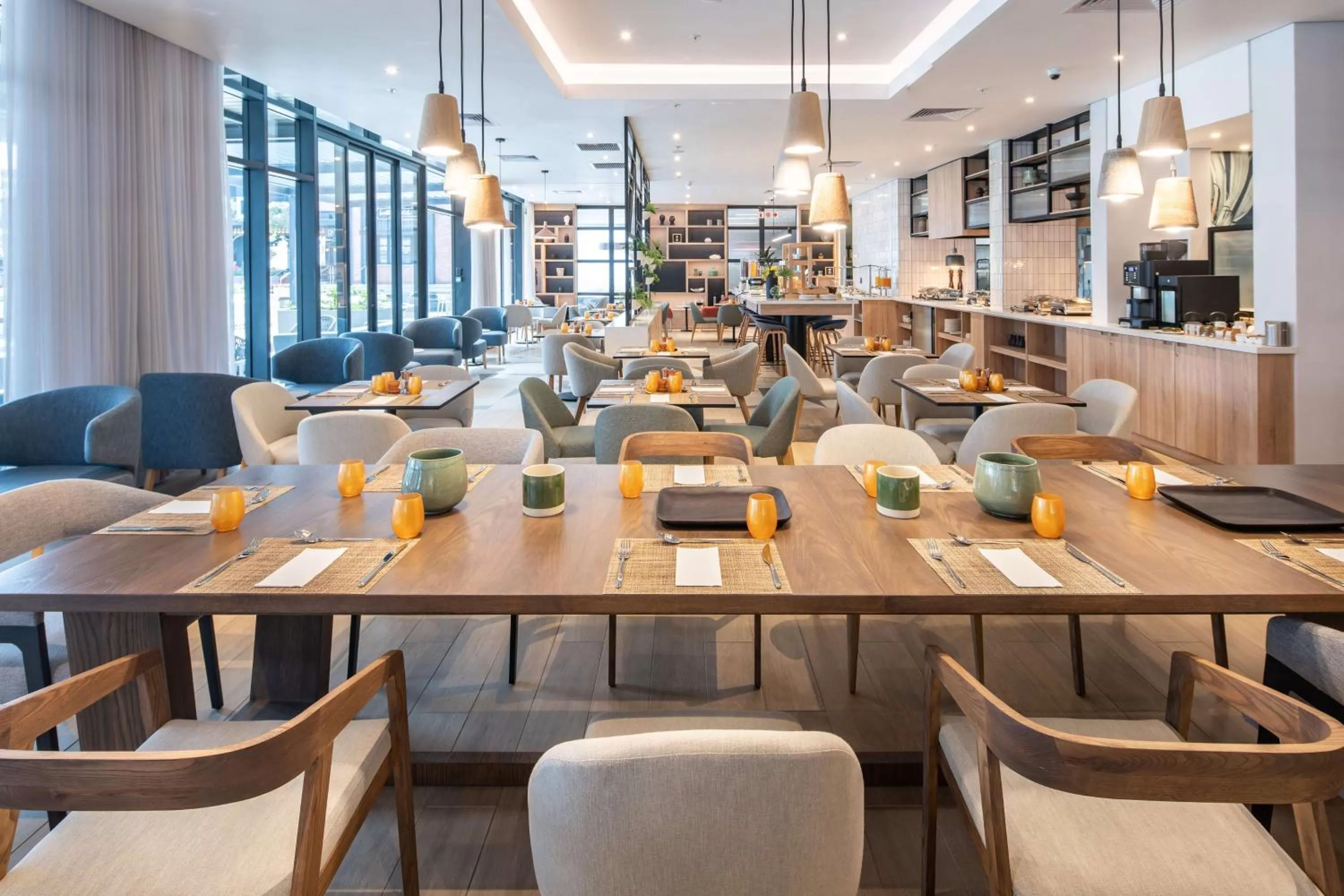 Restaurant/places to eat in Hilton Garden Inn Umhlanga Arch