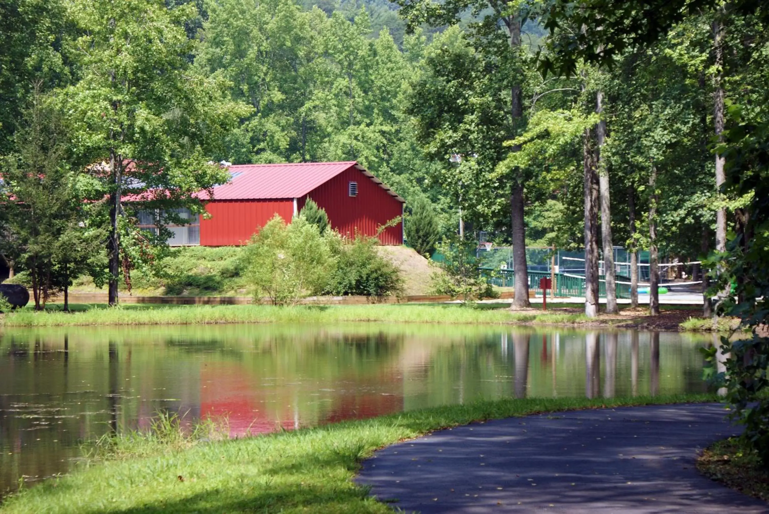 Facade/entrance in Alpine Crest Resort Facade/entrance in Alpine Crest Resort