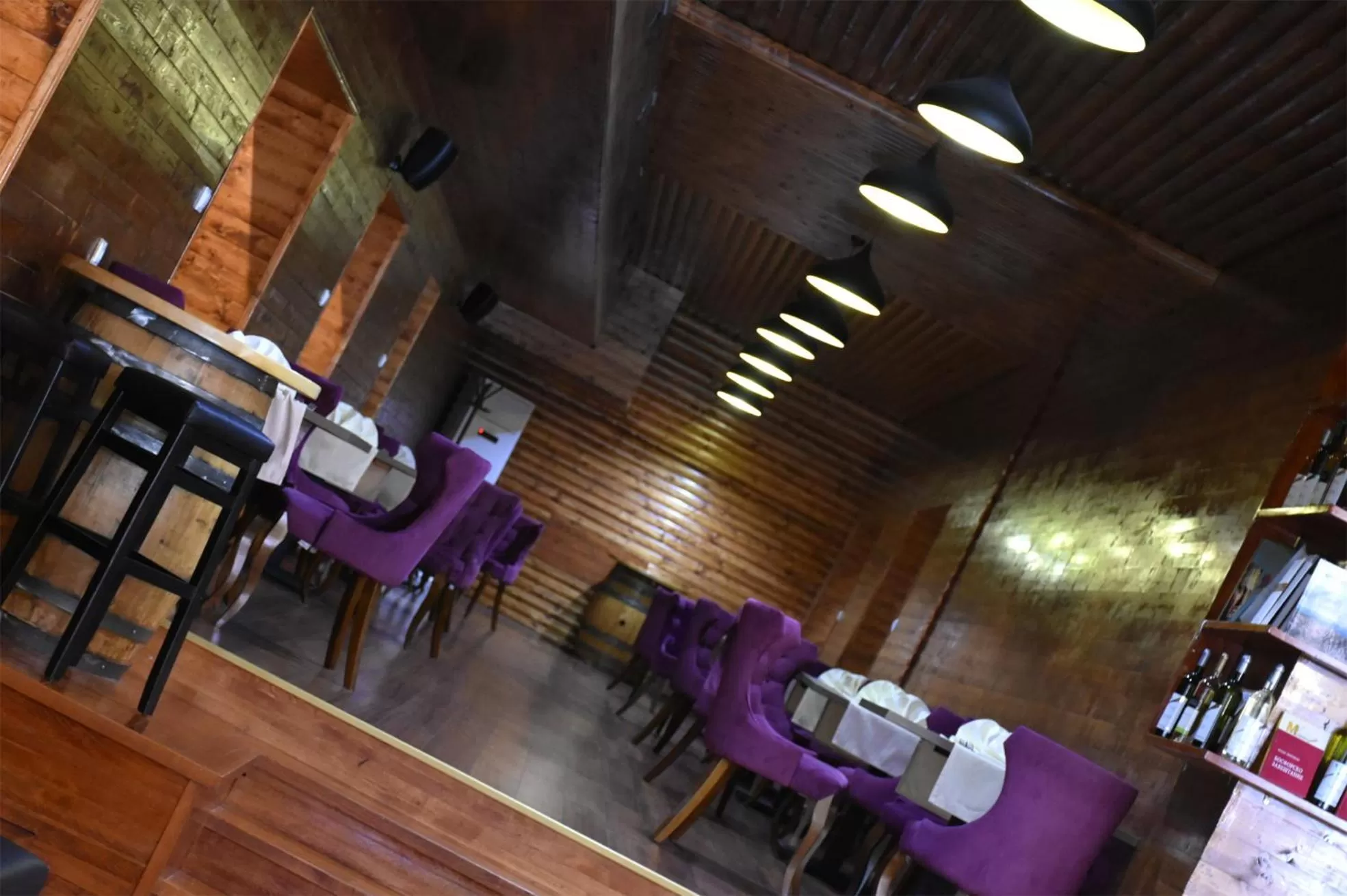 Hotel and winery LOZAR