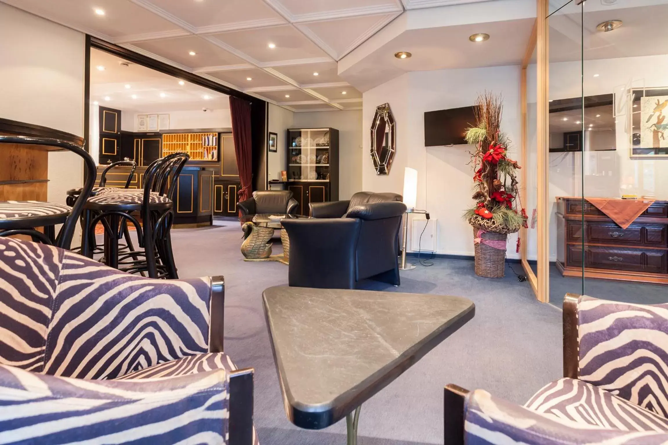 Lounge or bar, Lobby/Reception in Centro Hotel Goya