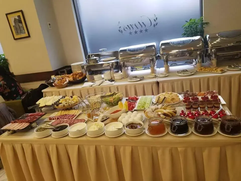 Food and drinks, Food in Citrus Hotel