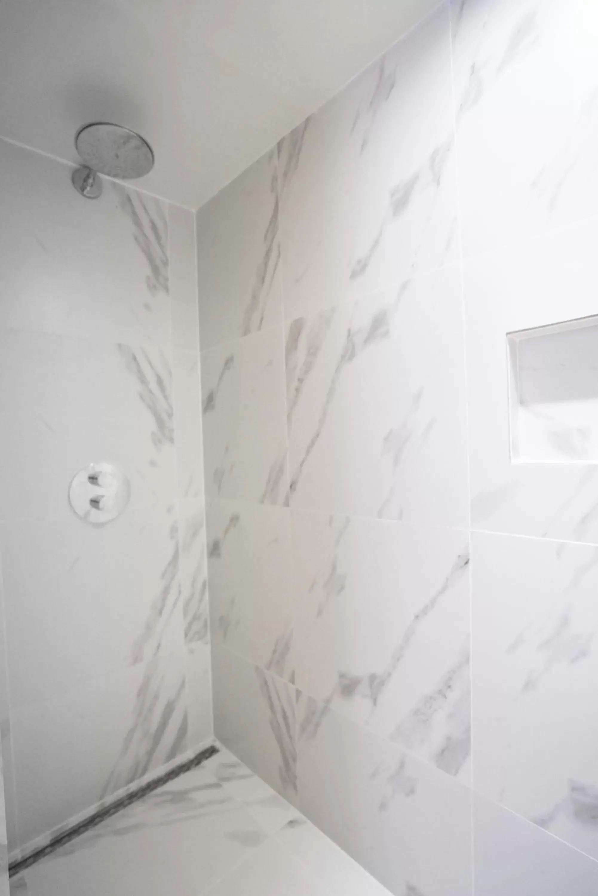 Shower, Bathroom in Papagayo Beach Hotel
