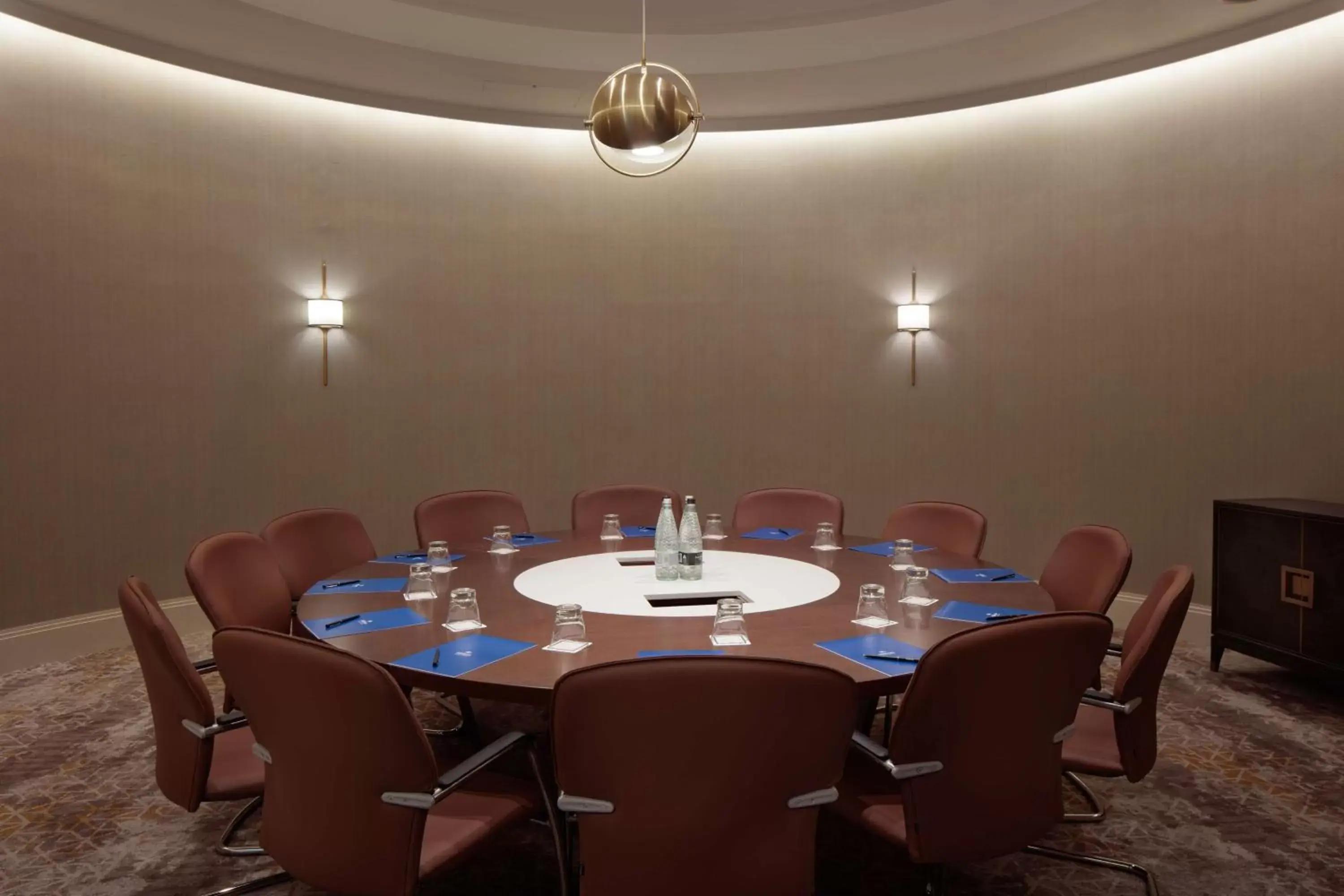 Meeting/conference room in Hilton Belfast