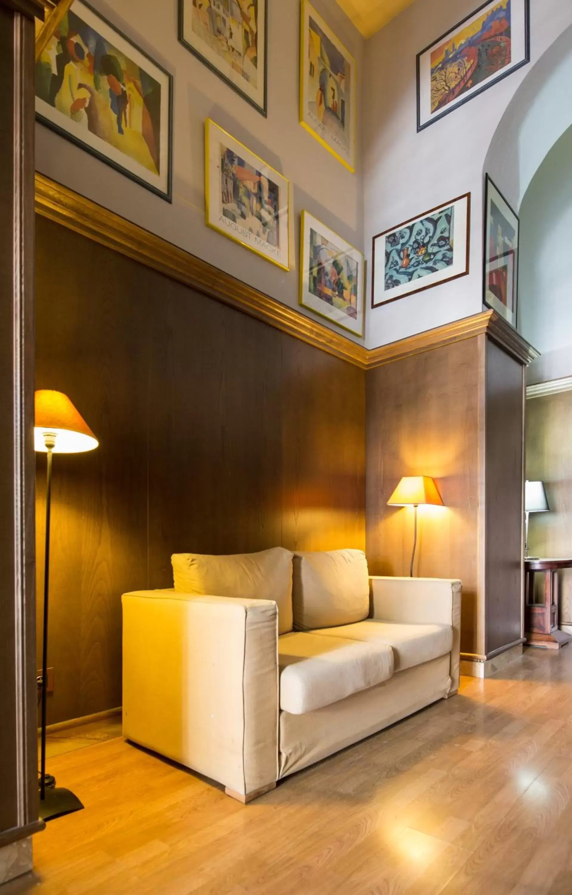 Living room, Seating Area in Hôtel Les Voyageurs