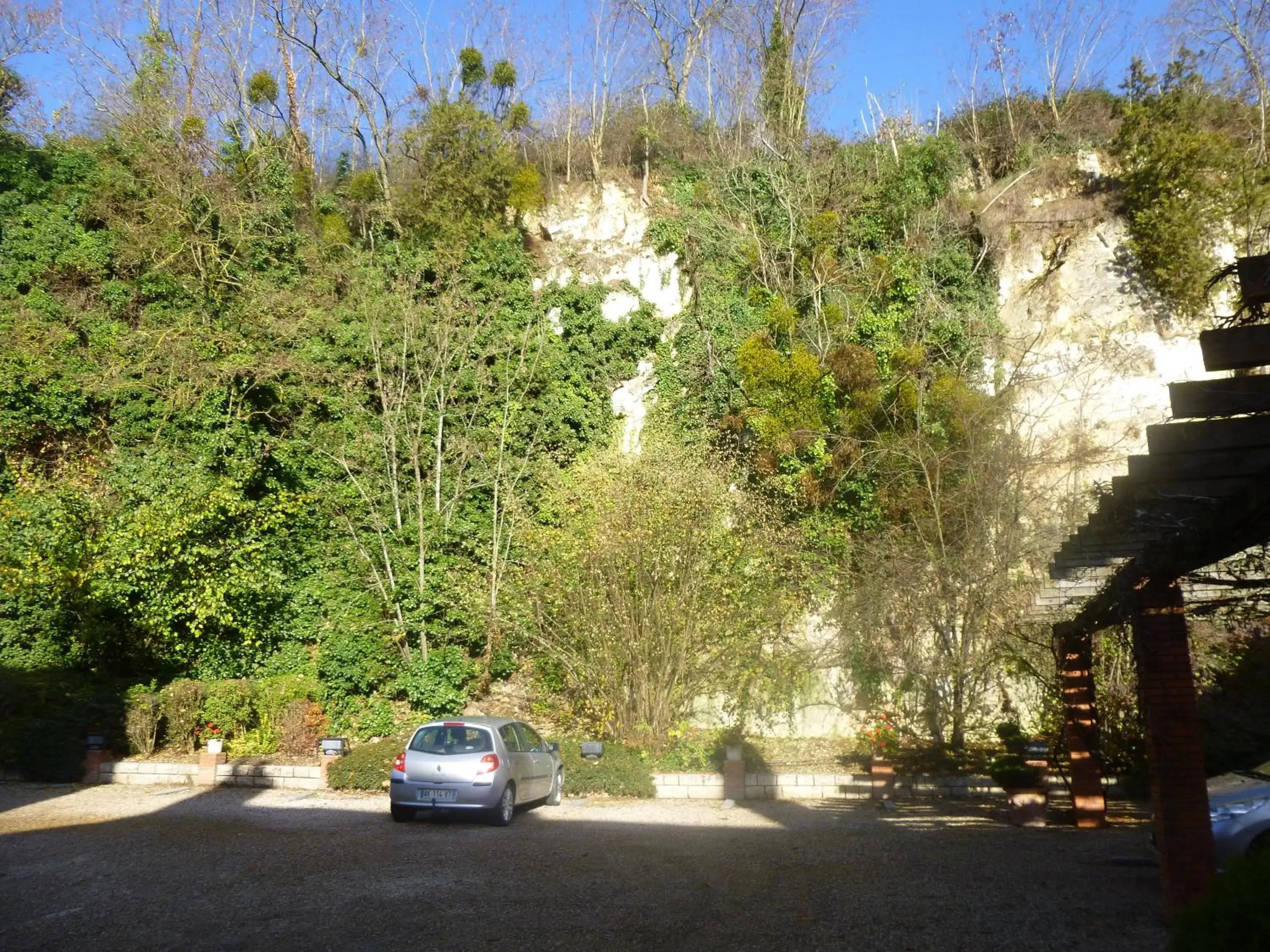Natural landscape in Logis Hôtel Le Rivage