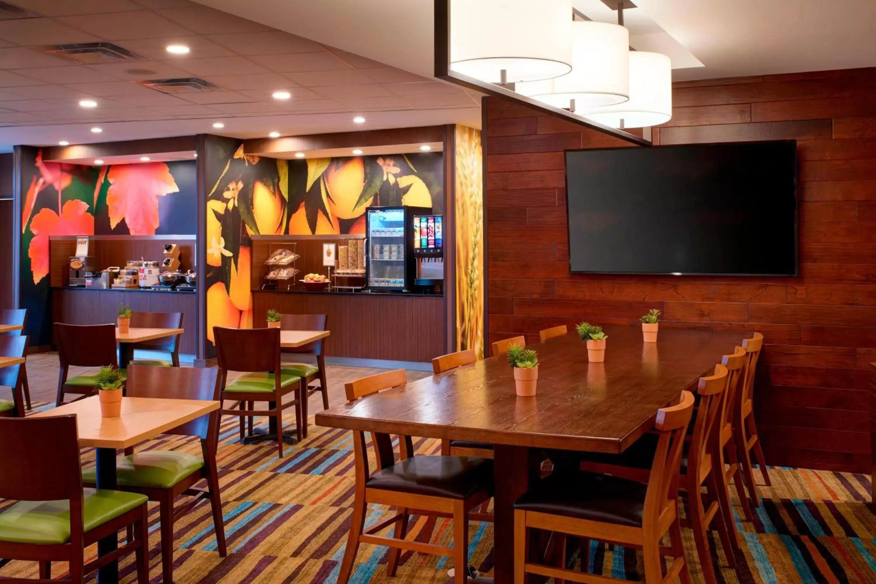 Restaurant/Places to Eat in Fairfield Inn & Suites By Marriott Ann Arbor Ypsilanti