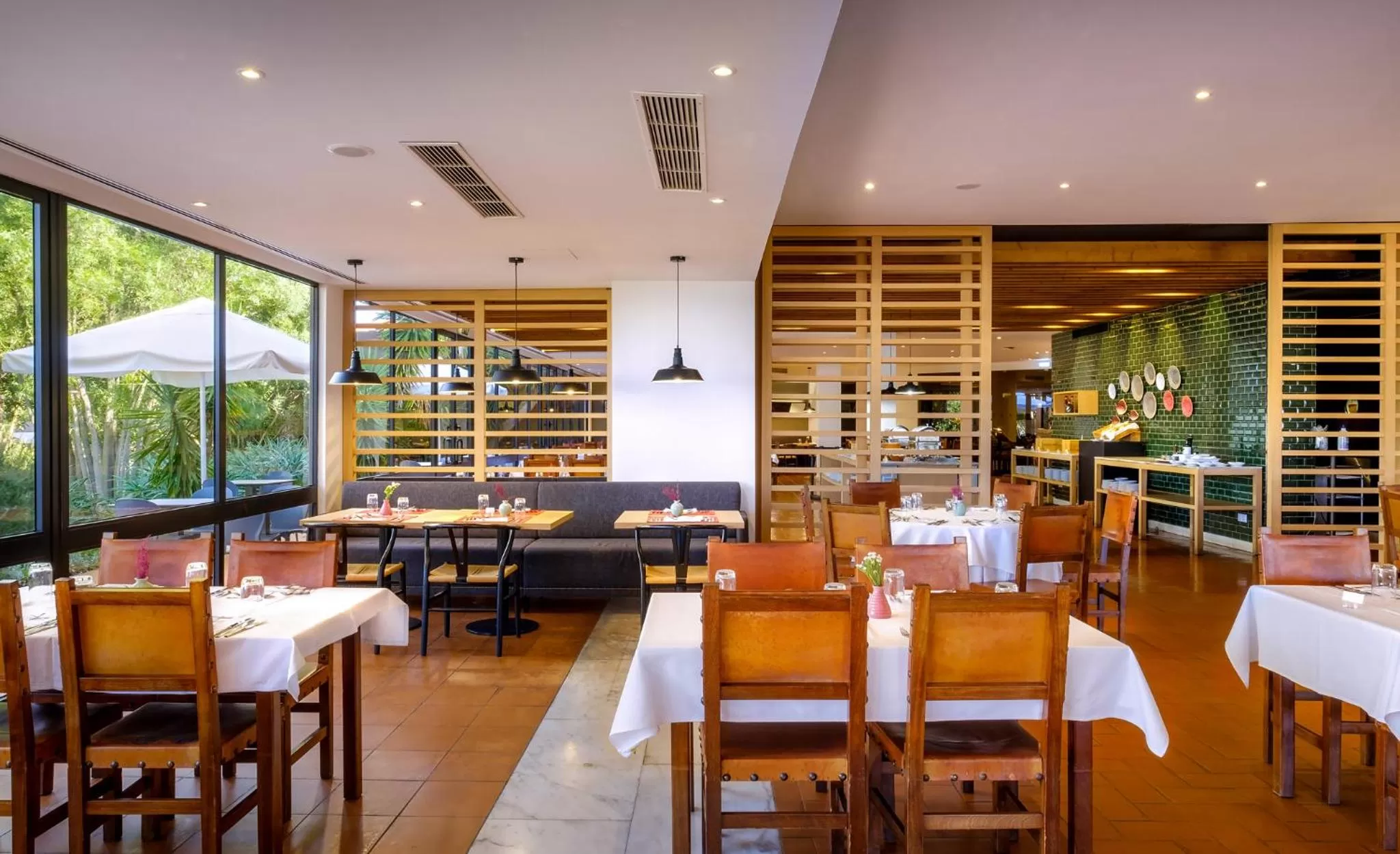 Restaurant/places to eat in Evora Hotel