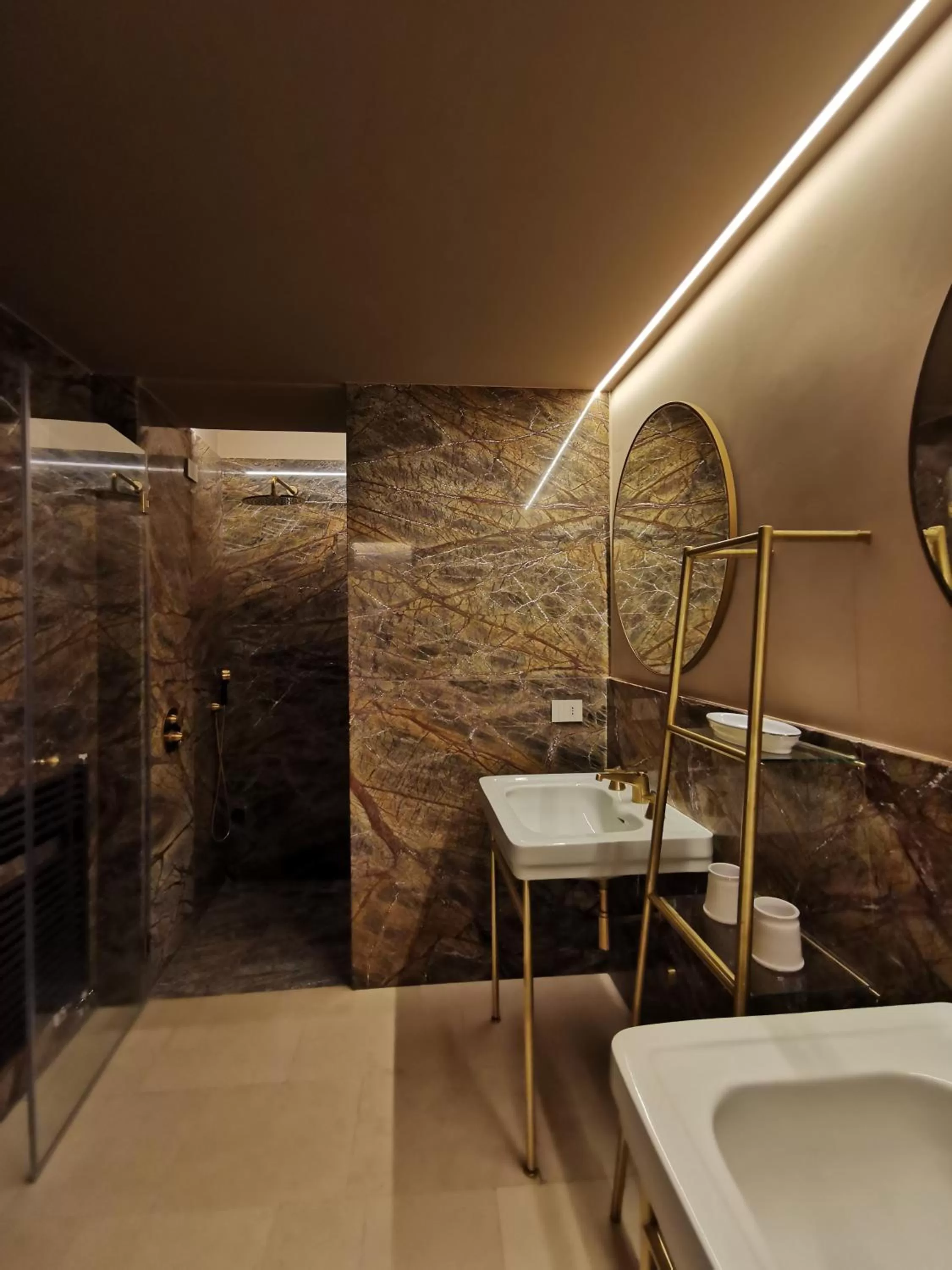 Shower, Bathroom in Palazzo Maresgallo Suites & SPA