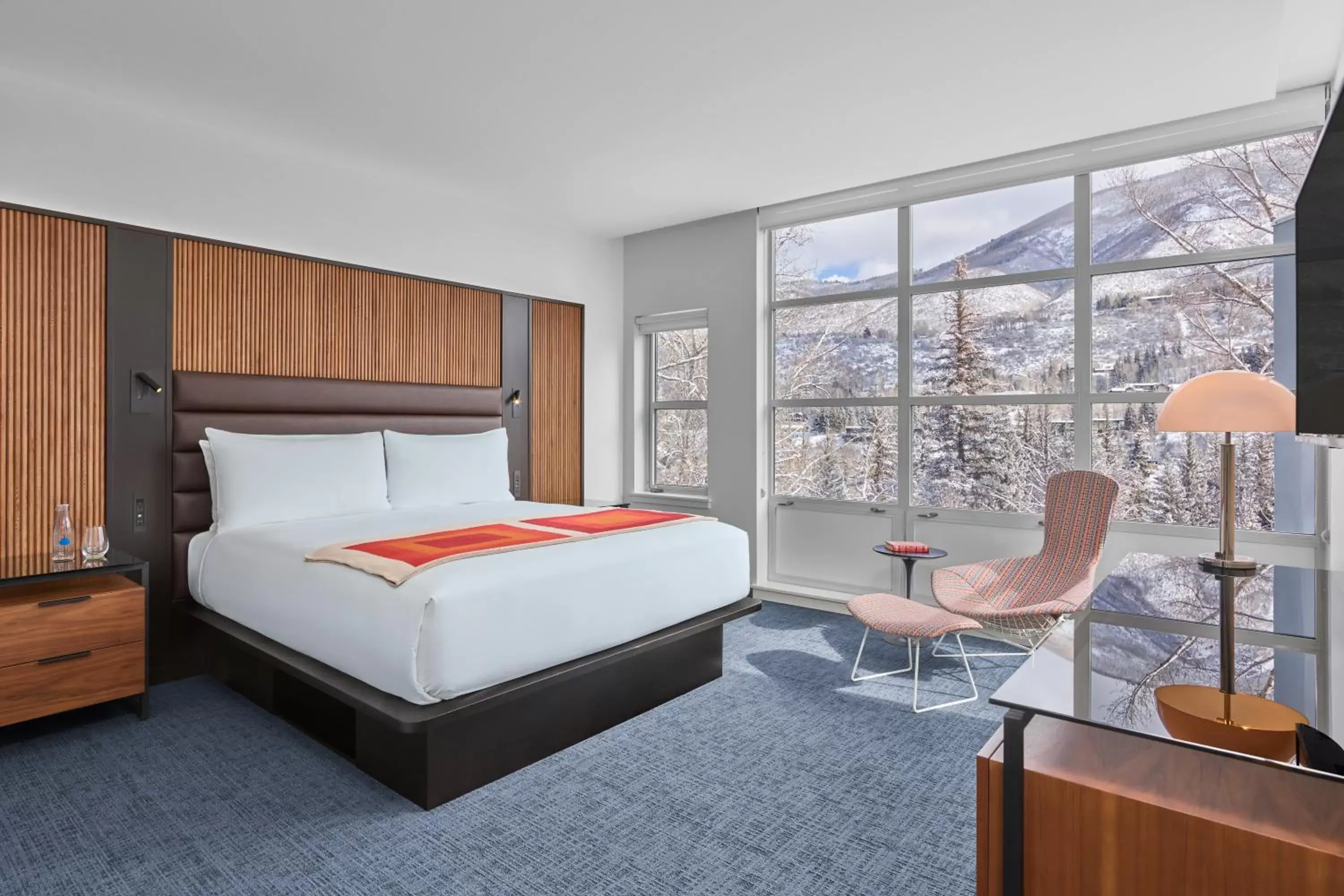Bedroom in Aspen Meadows Resort