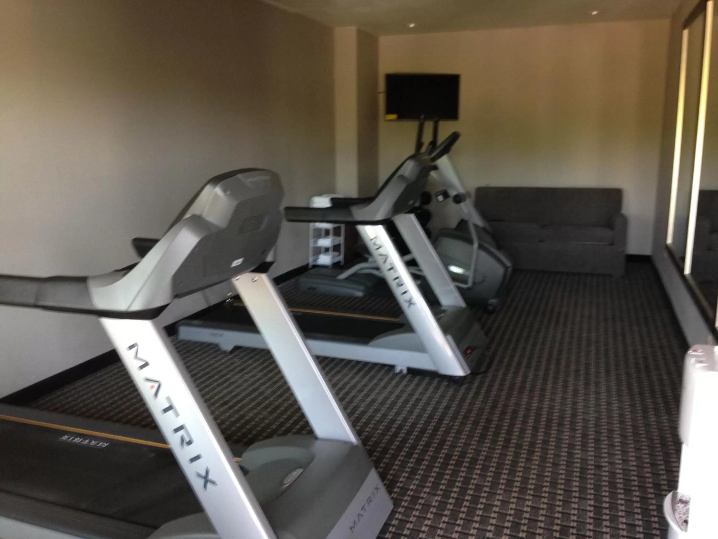 Fitness centre/facilities in Scottish Inn & Suites Cotulla, TX
