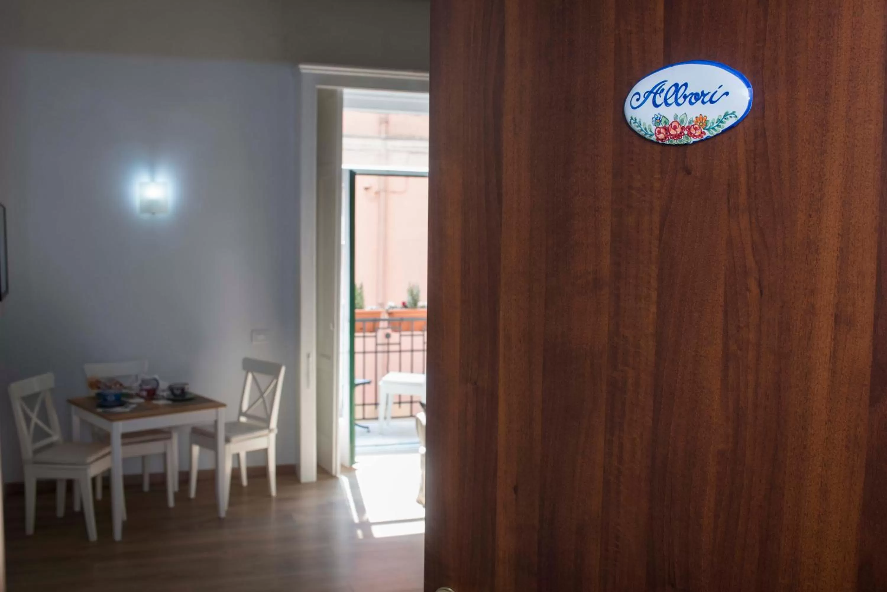 Text overlay in B&B Umberto