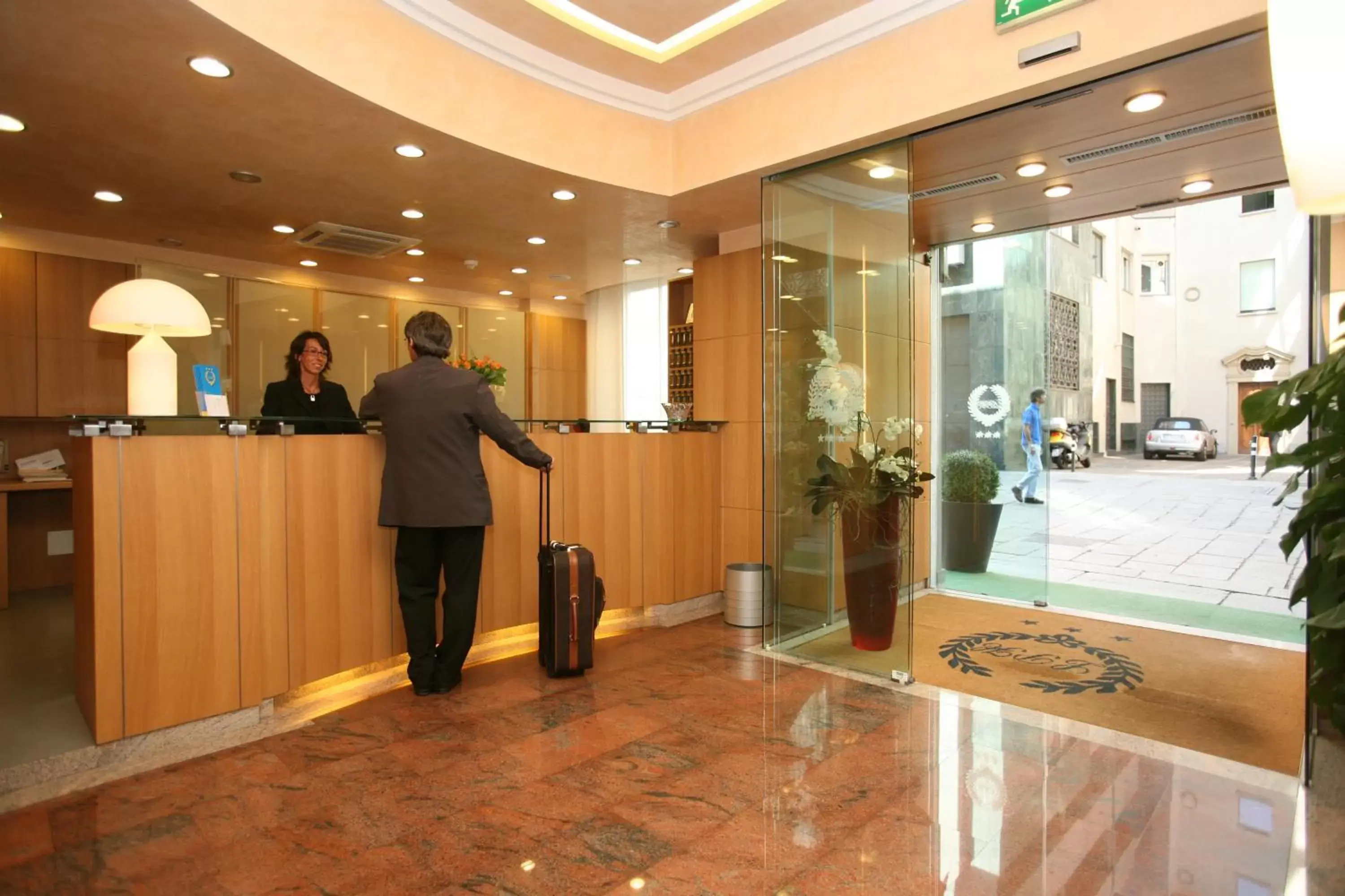 People, Lobby/Reception in Le Petit Hotel