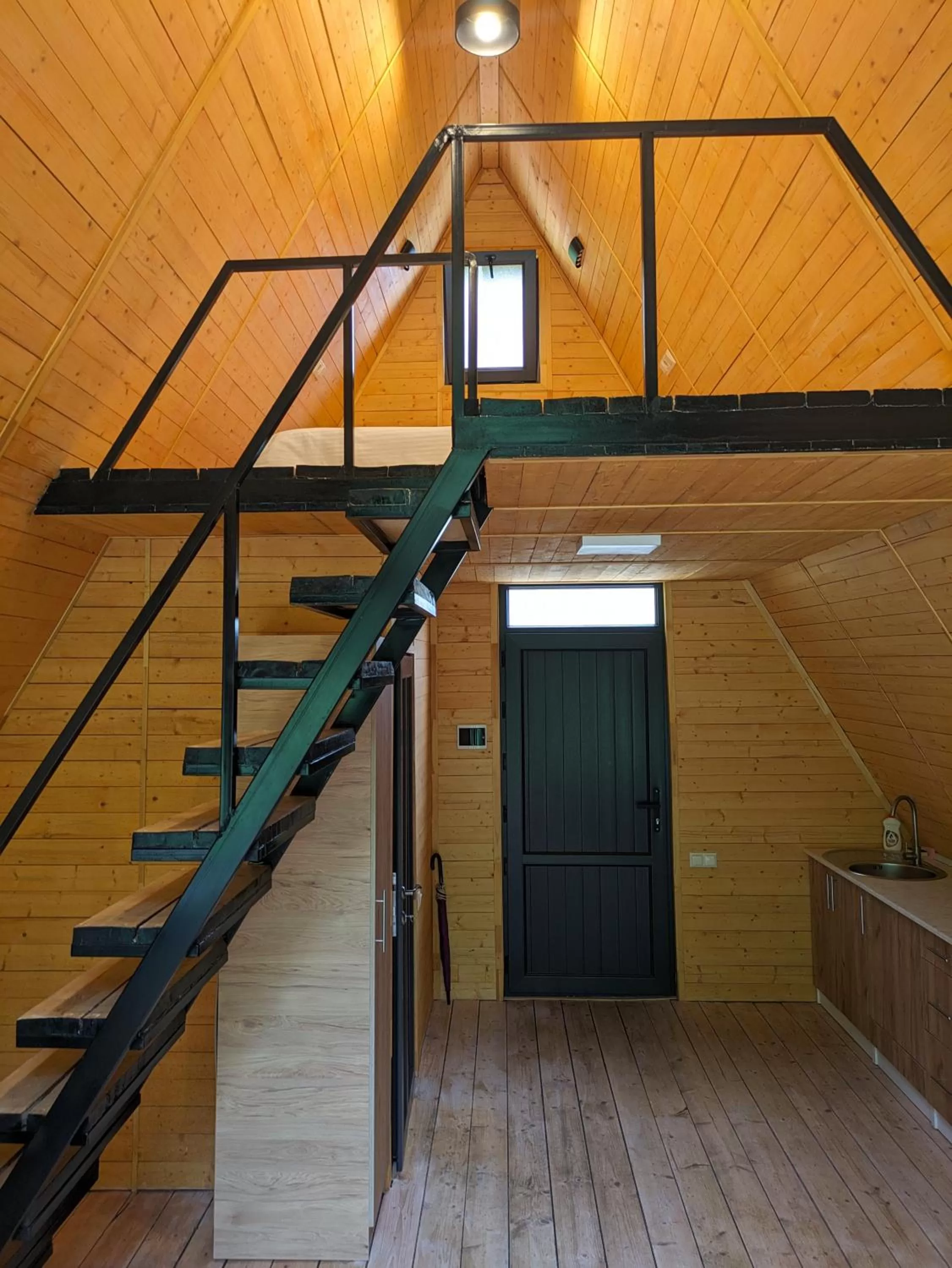 Kitchen or kitchenette, Kitchen/Kitchenette in Vanatun Monastery Stay