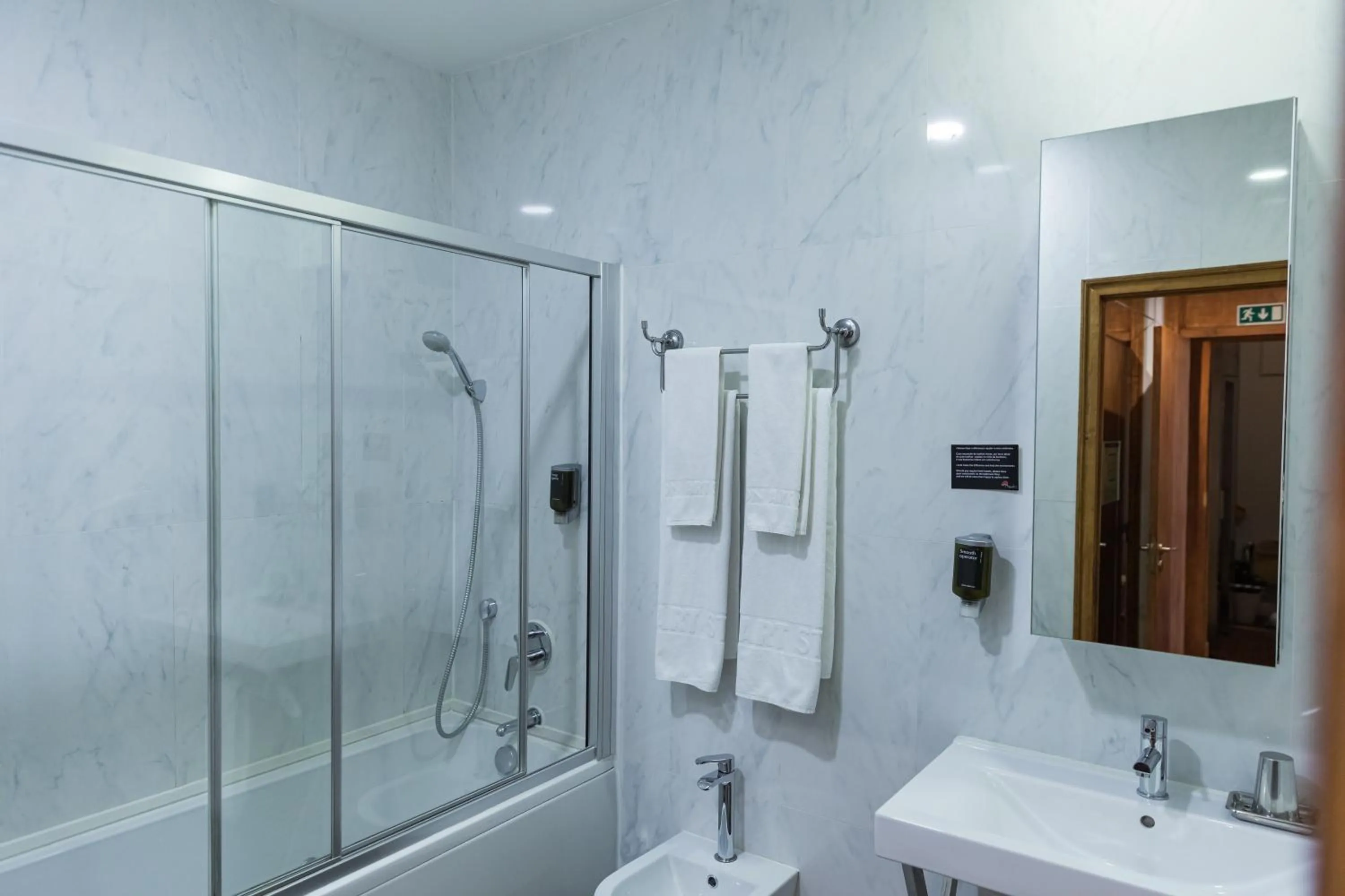 Bathroom in Lisbon Art Stay Apartments Baixa