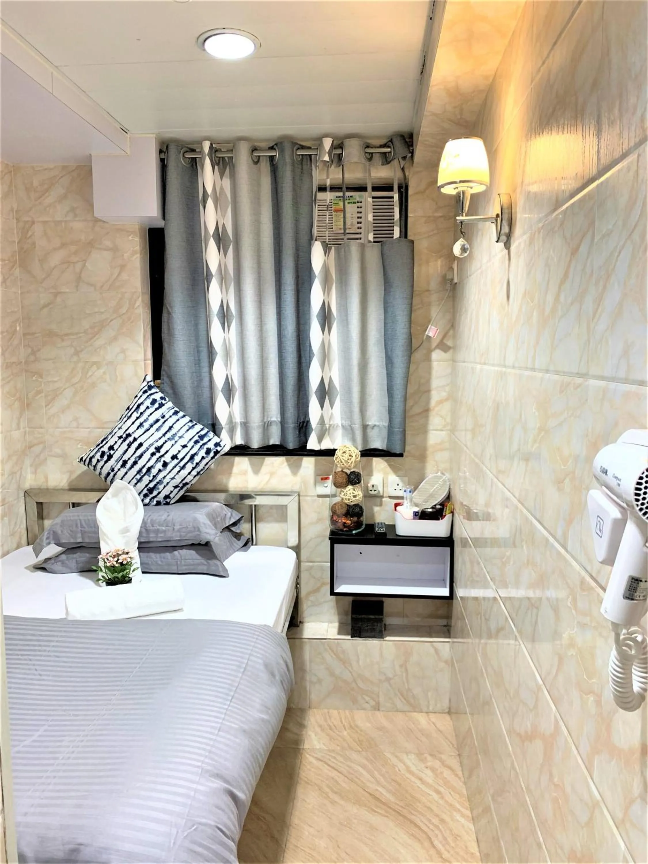 Bed in Super Guest House