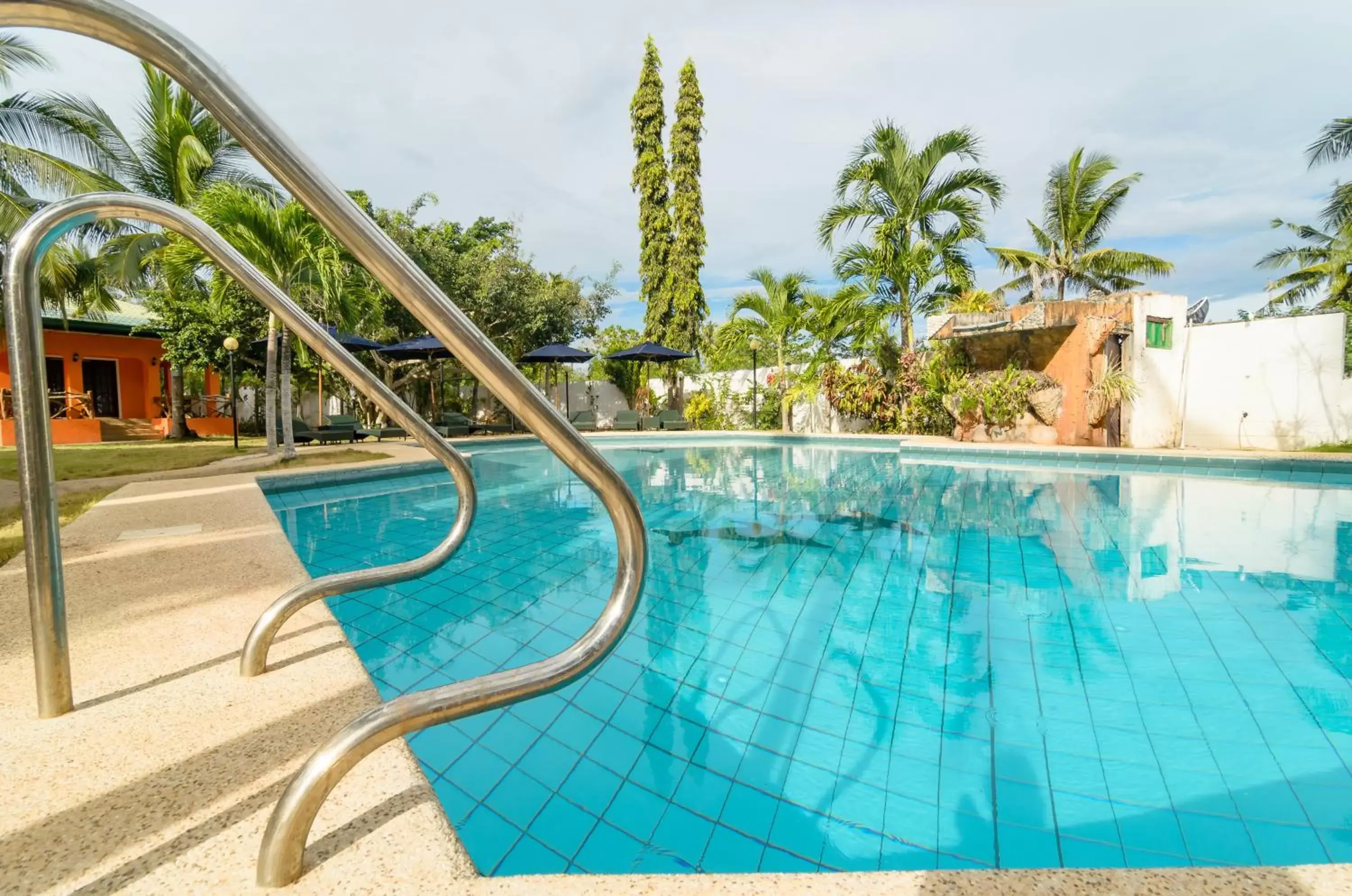Swimming pool in Bohol Sea Resort