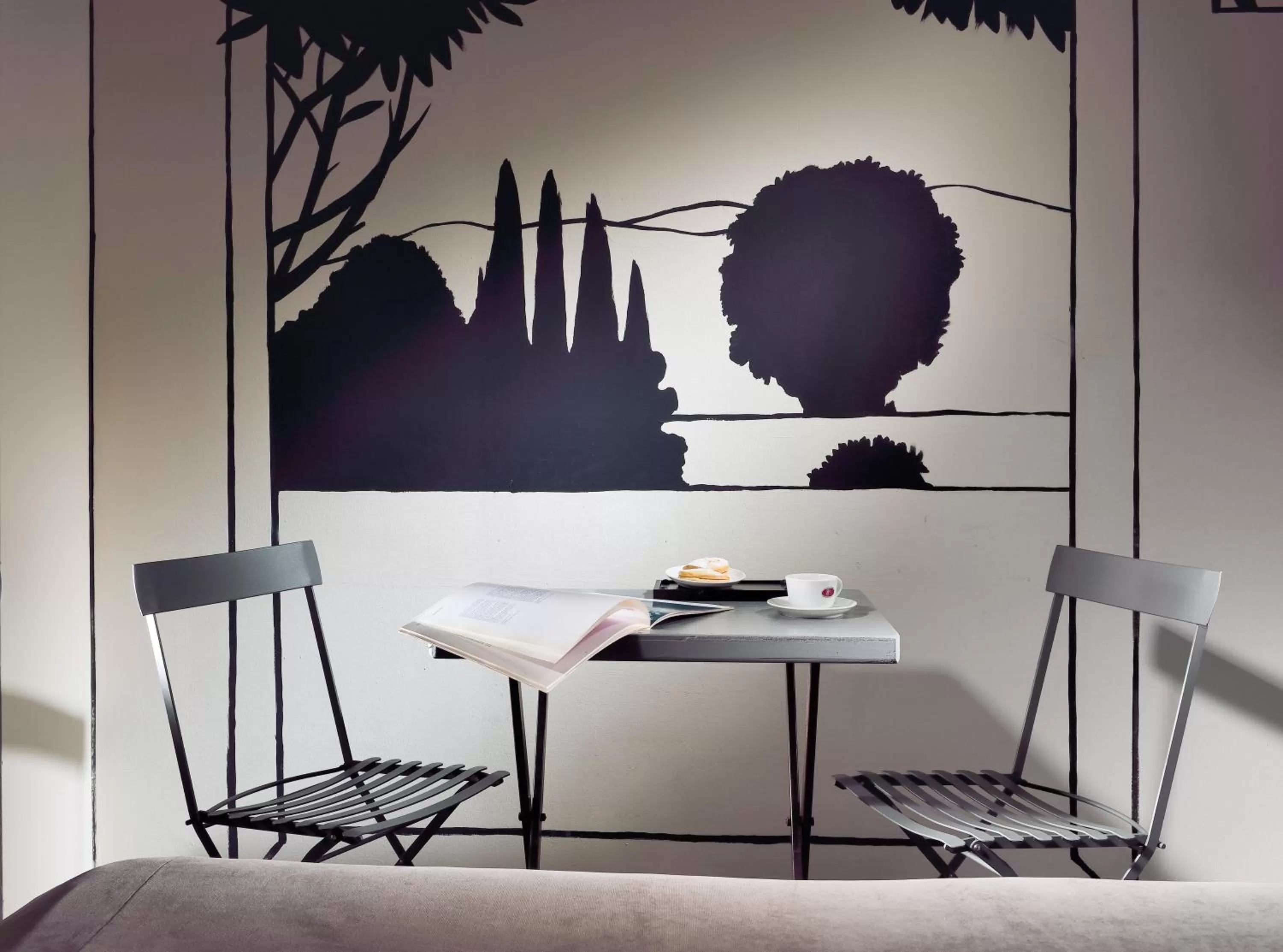 Decorative detail in Phi Hotel Bologna