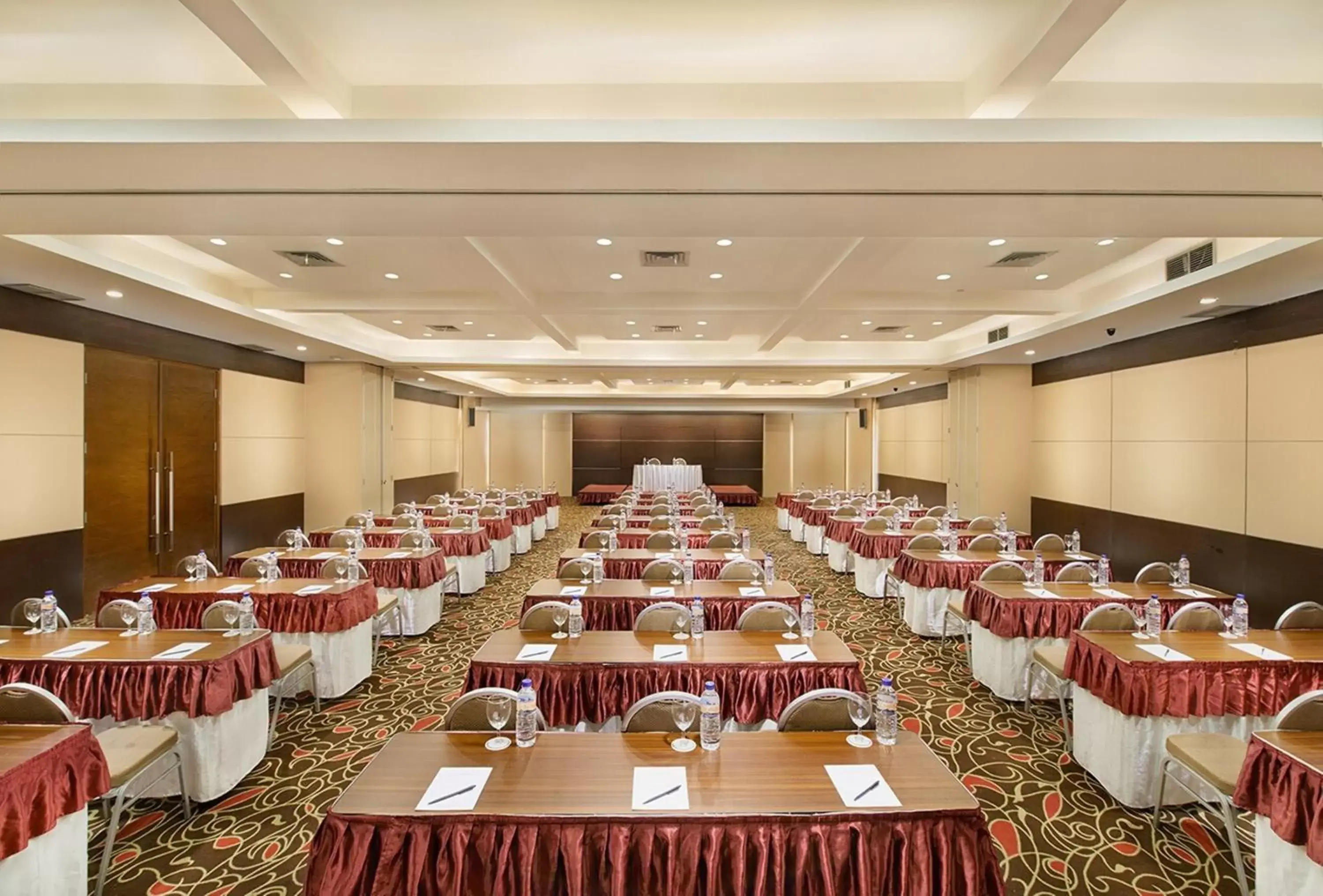 Meeting/conference room in Grand Cakra Hotel Malang