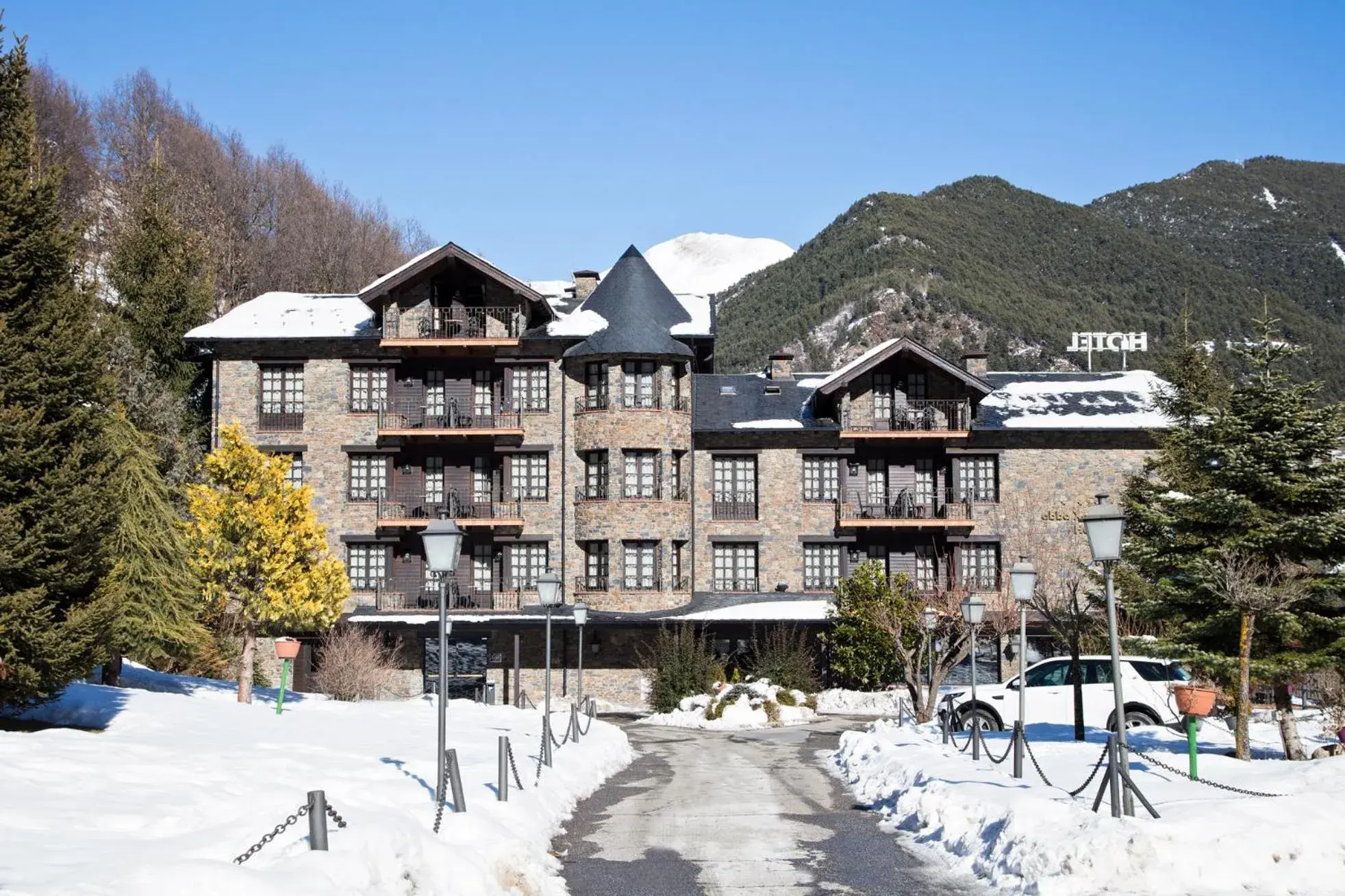 Facade/entrance, Winter in Abba Xalet Suites Hotel