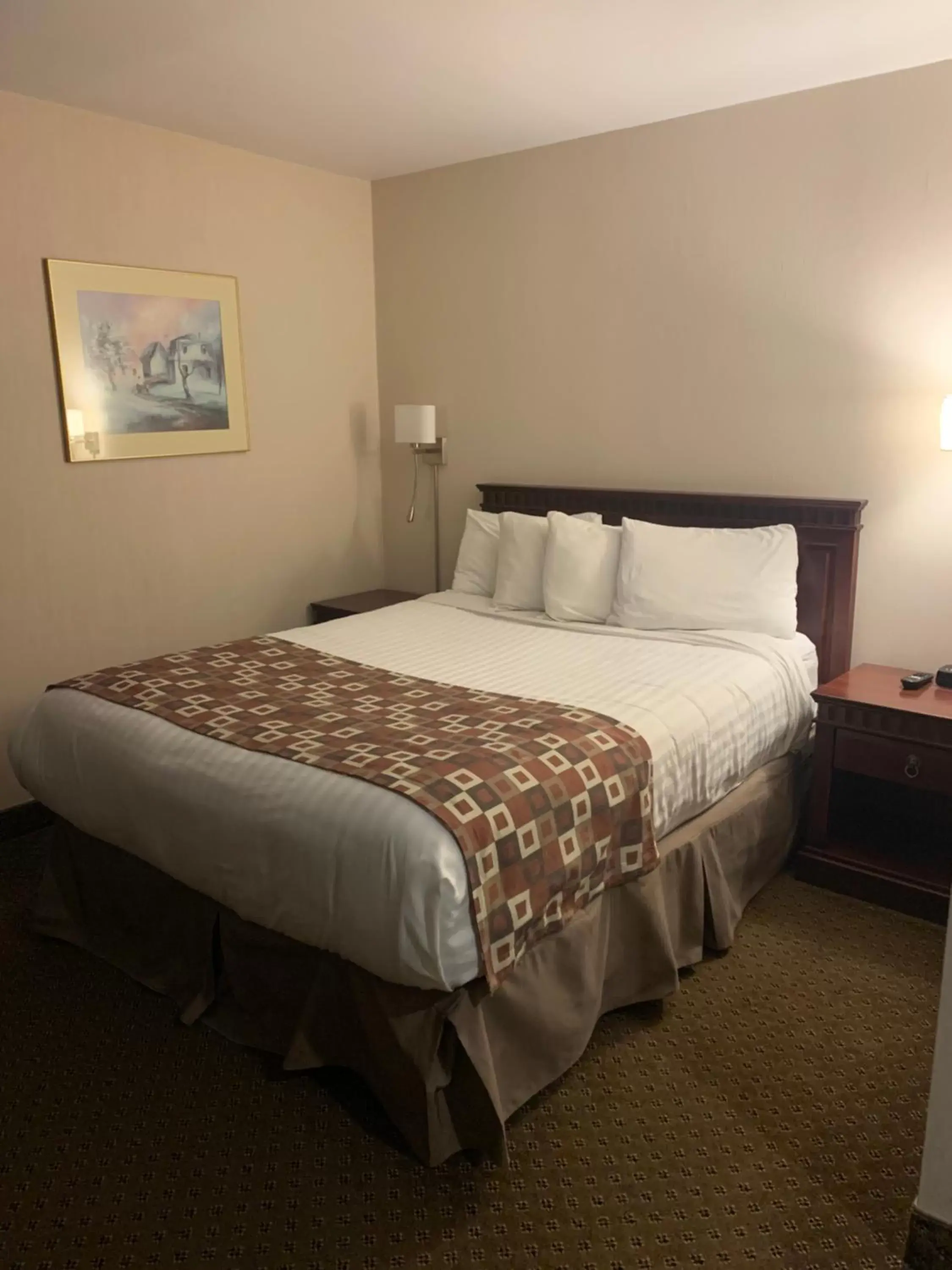 Bed in Albatross Hotel