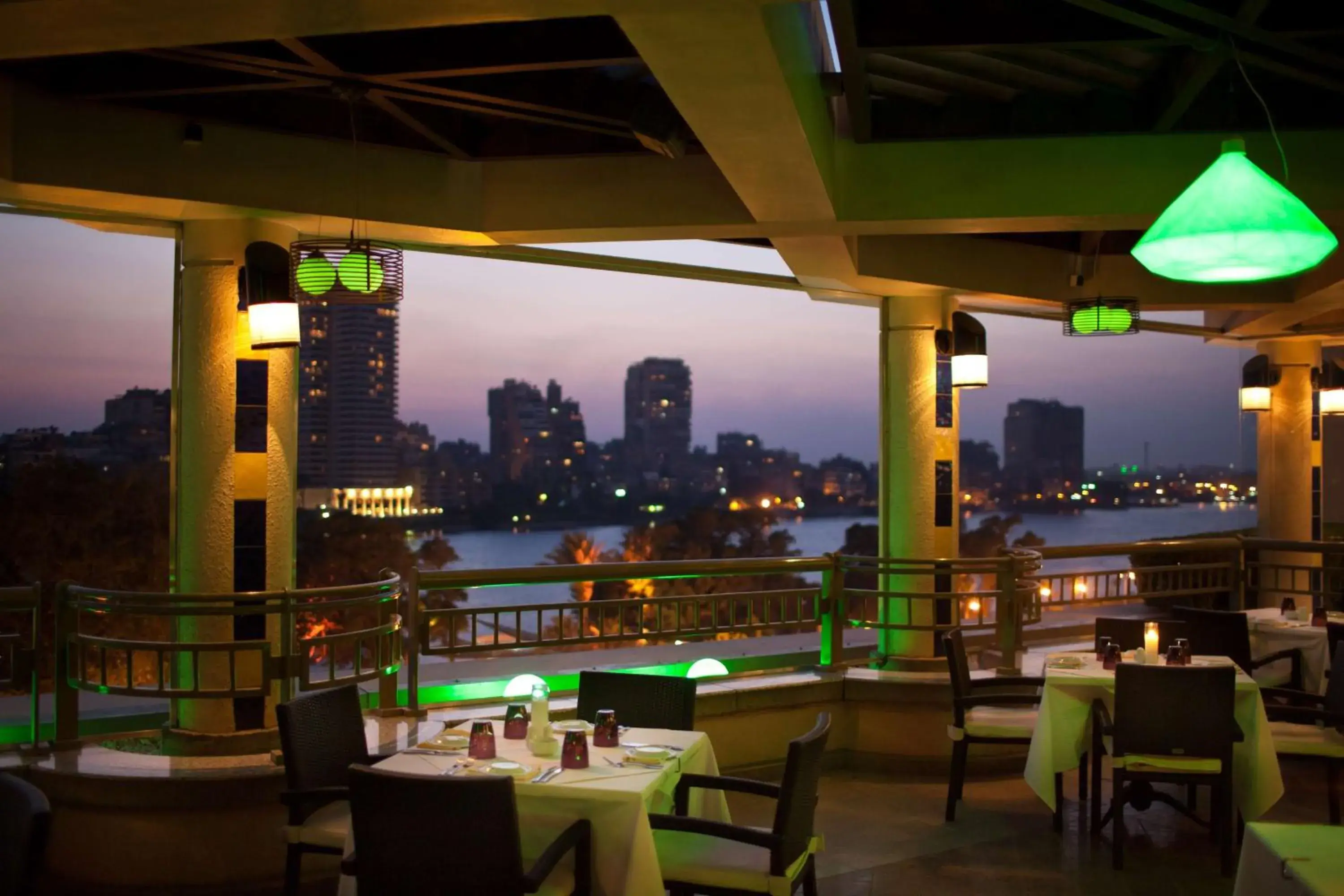 Lounge or bar, Restaurant/Places to Eat in Conrad Cairo Hotel & Casino