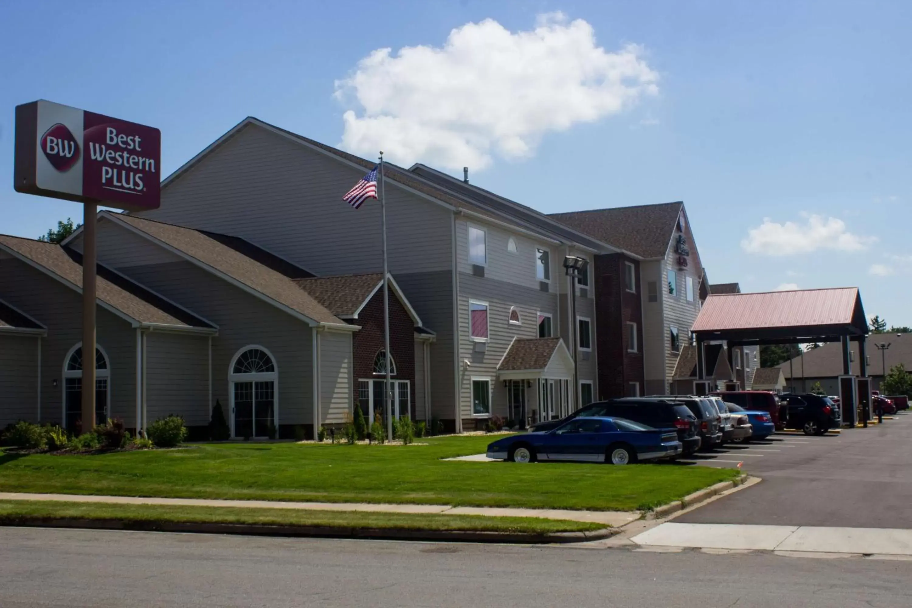 Property Building in BEST WESTERN Plus Menomonie Inn & Suites