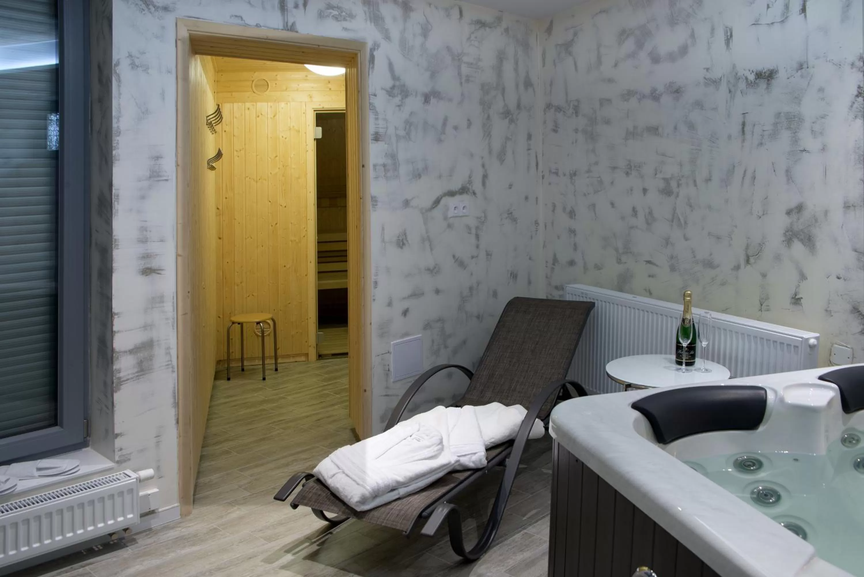 Hot Tub in Hotel Koruna