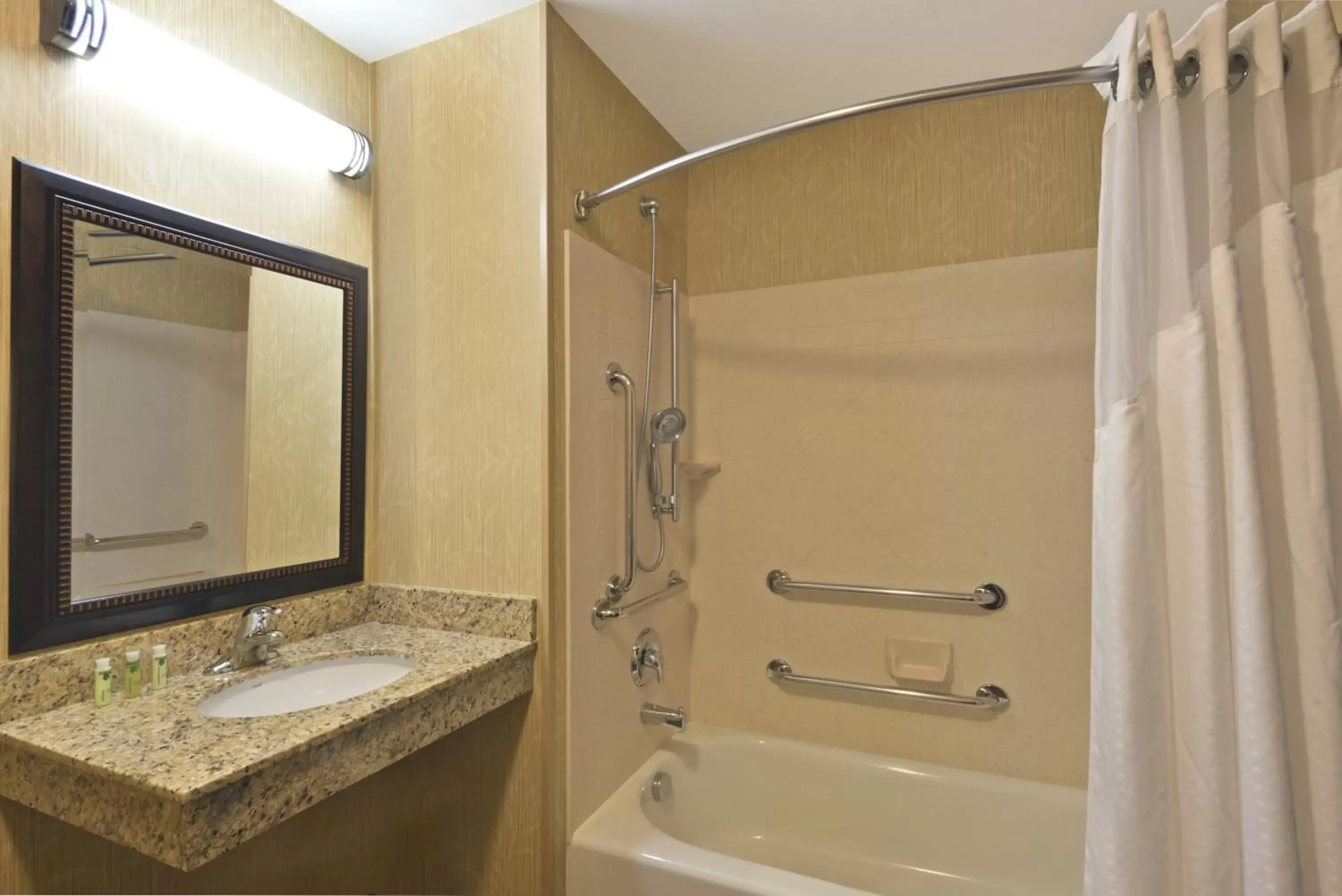 Bathroom in Holiday Inn Express Richfield, an IHG Hotel