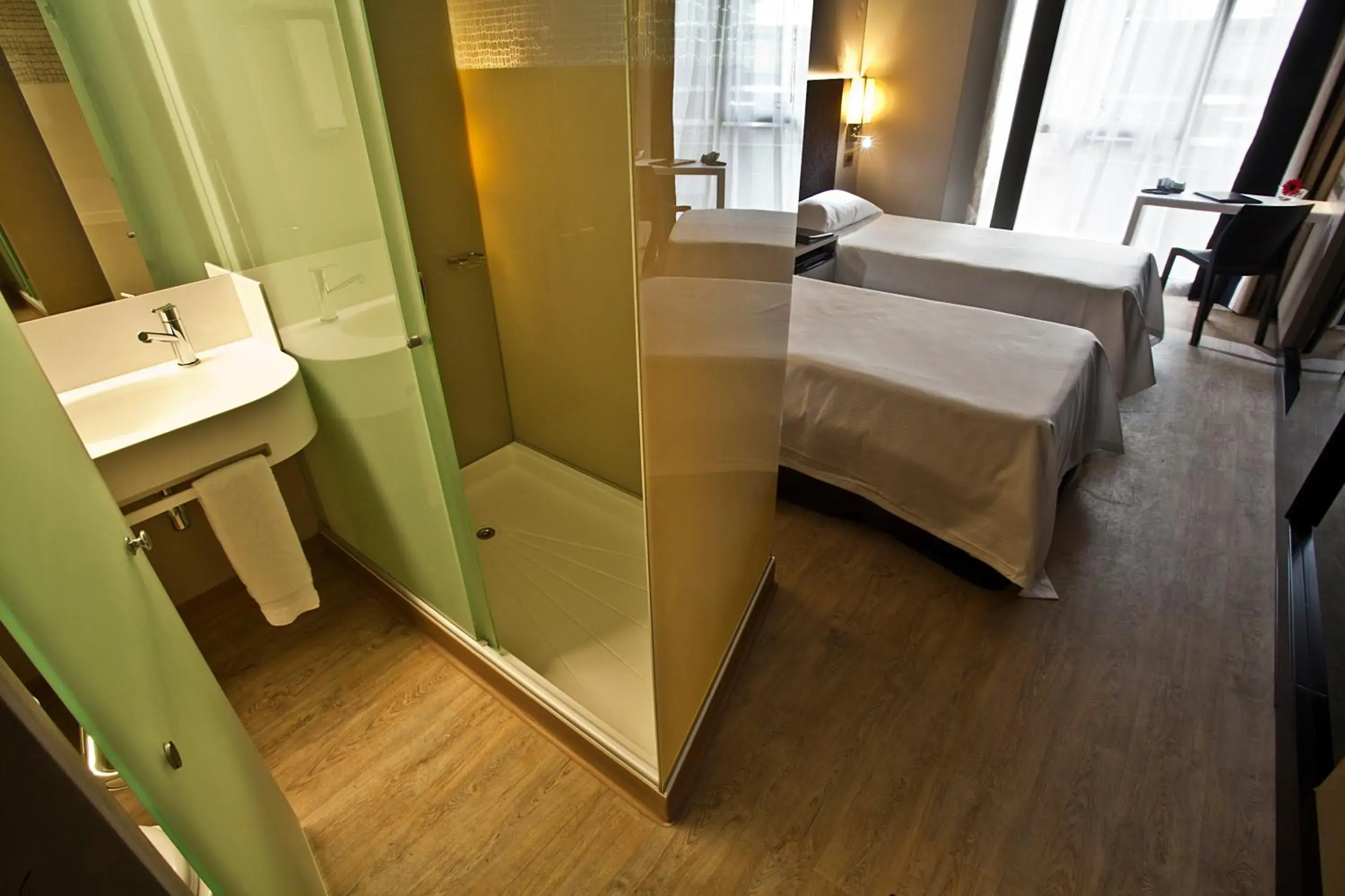 Photo of the whole room, Bathroom in Two Hotel Buenos Aires