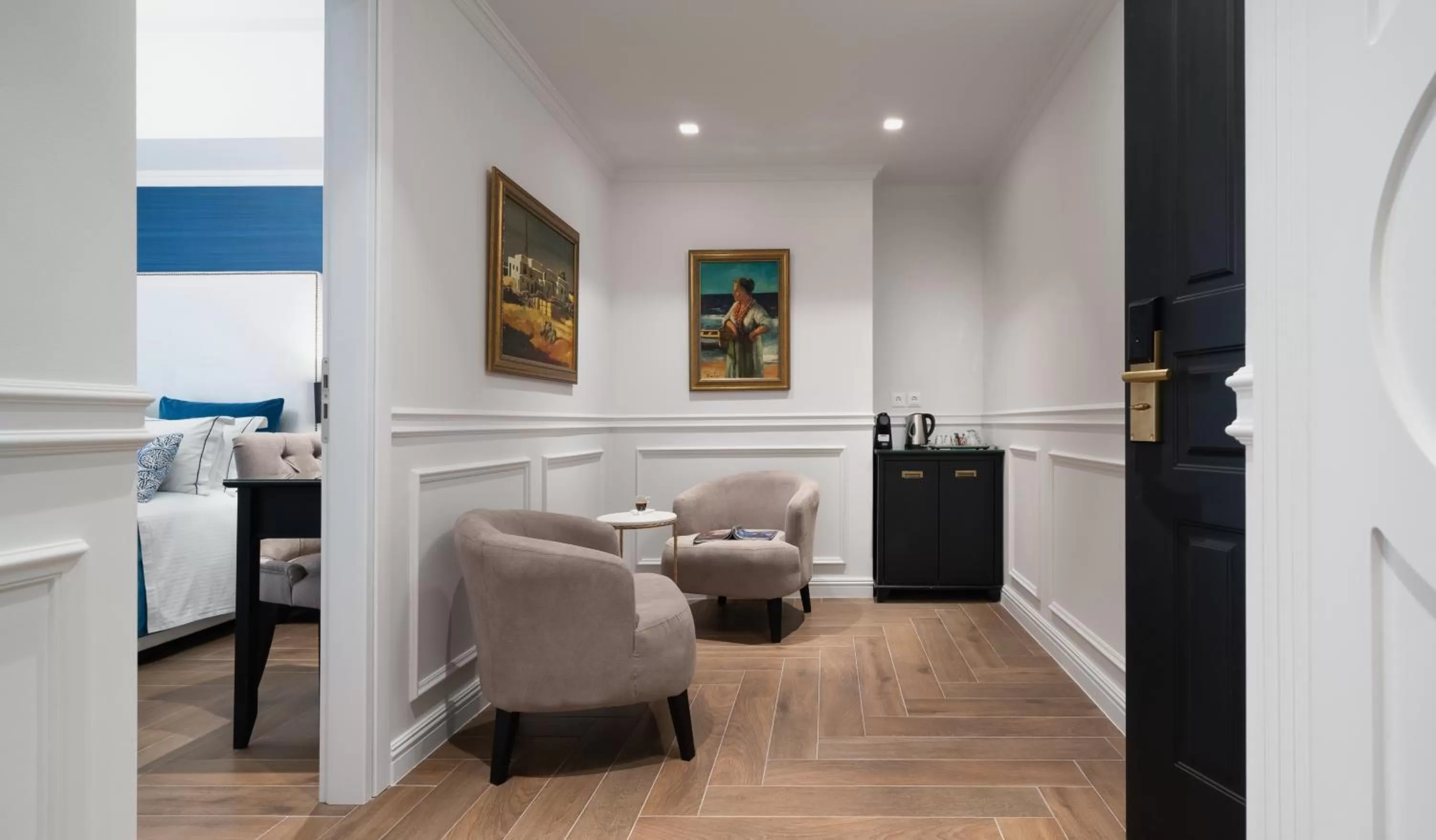 Coffee/tea facilities in Evripidou Suites