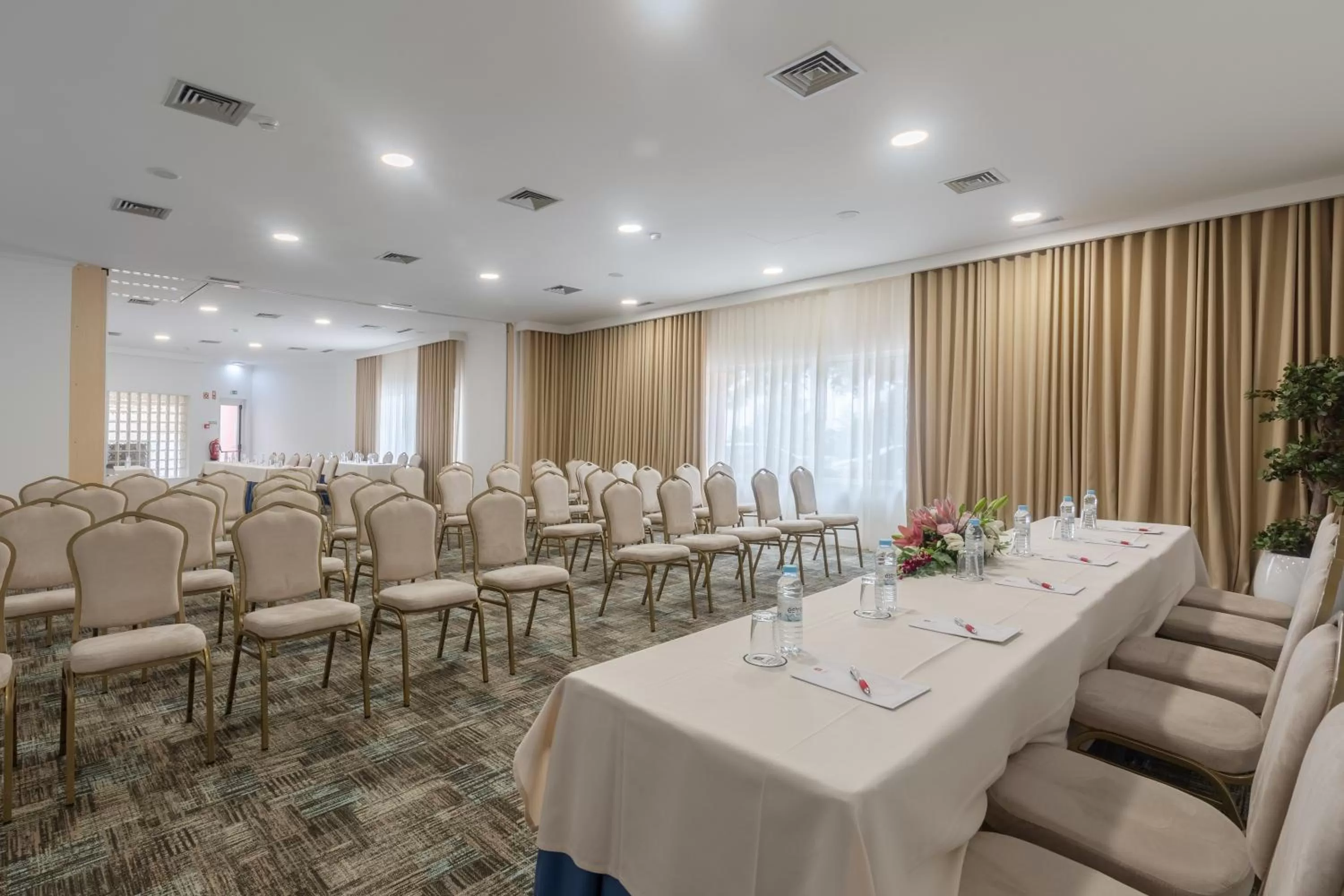 Meeting/conference room in Luna Hotel Turismo