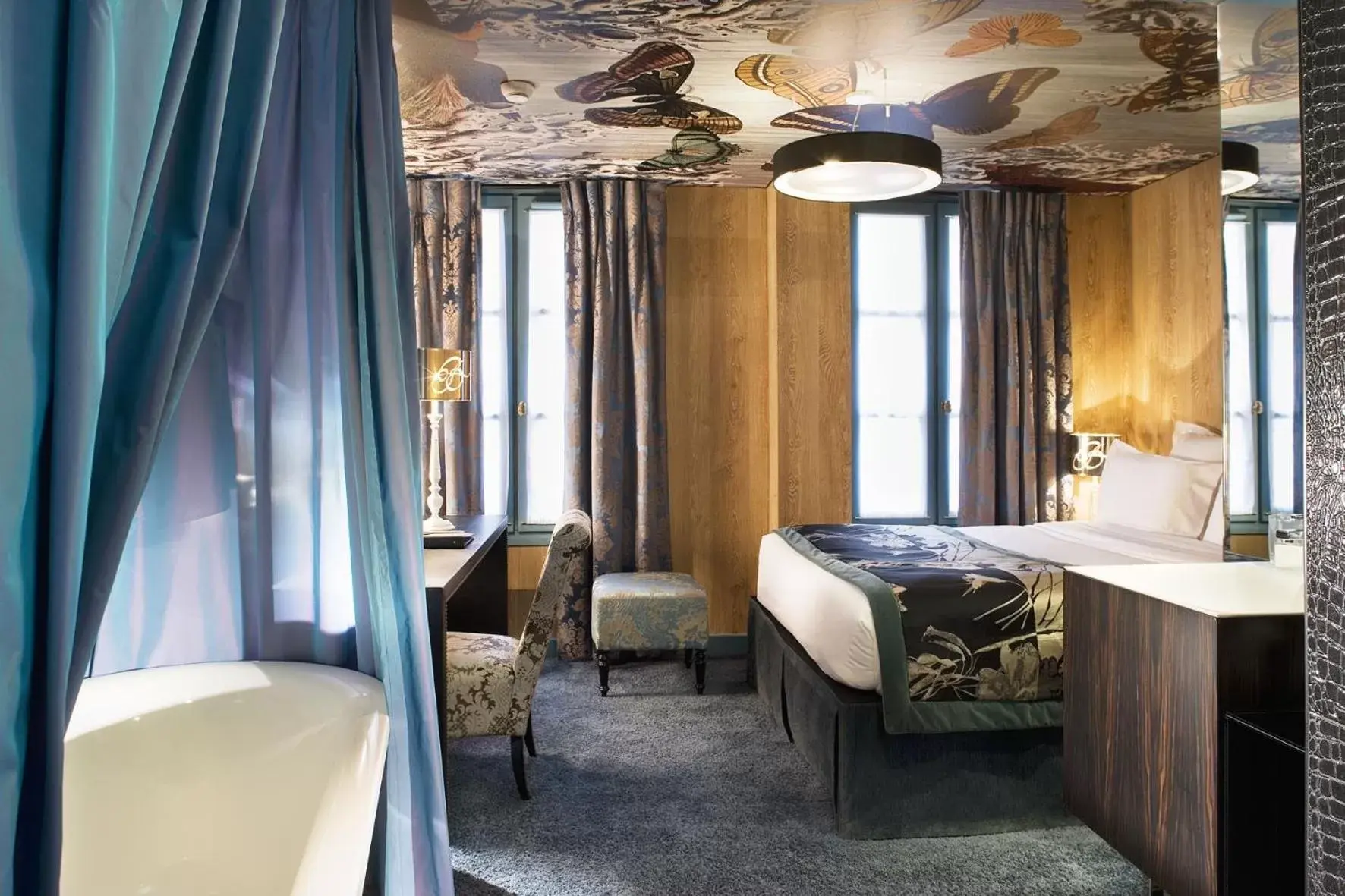 Photo of the whole room, Bathroom in Bellechasse Saint-Germain